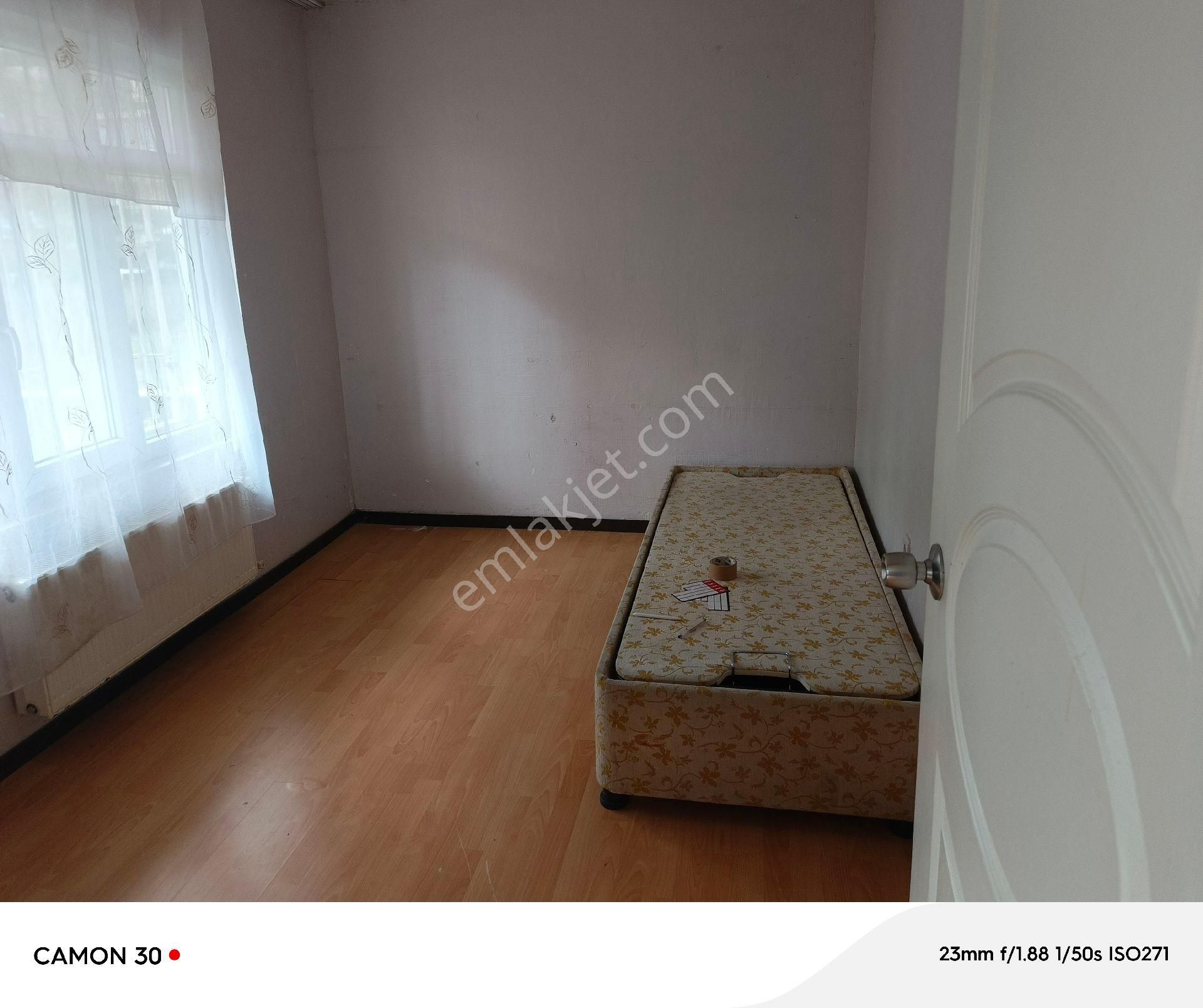 Aksaray Caddesi Üzerinde 3+1 Bahçe Katı, Bahçe Çıkışlı - Görsel 3