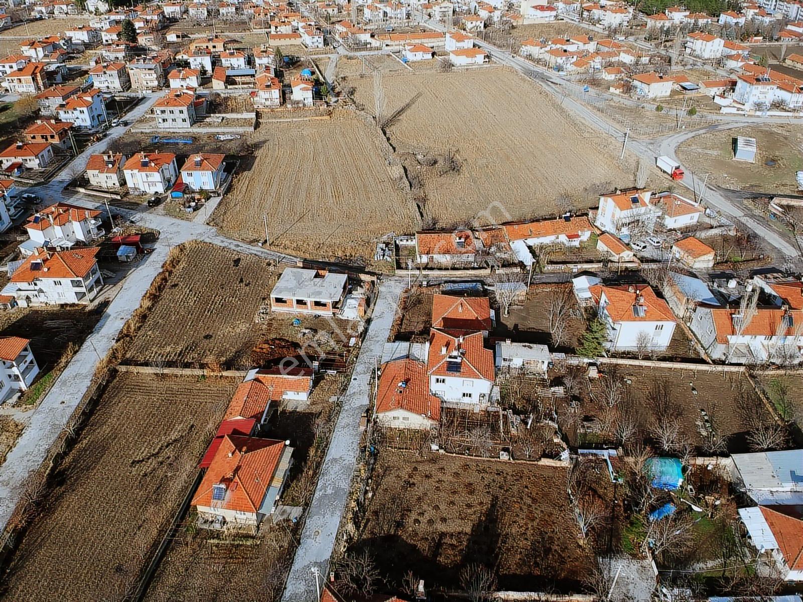 İlbey // Şuhut Zafer Mahallesinde 498 - 551 M² İki Adet Arsa - Görsel 6
