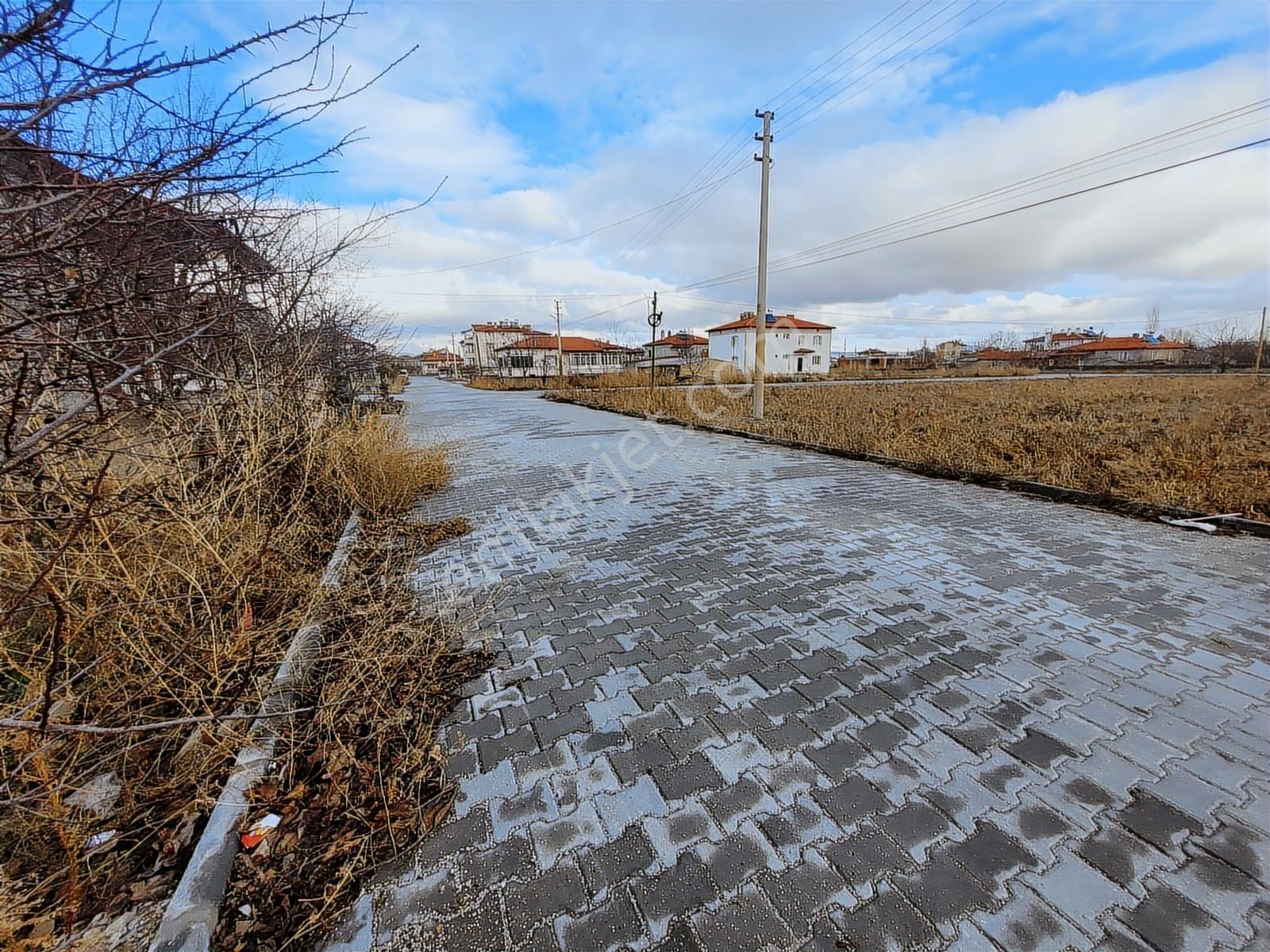 İlbey // Şuhut Zafer Mahallesinde 498 - 551 M² İki Adet Arsa - Görsel 2