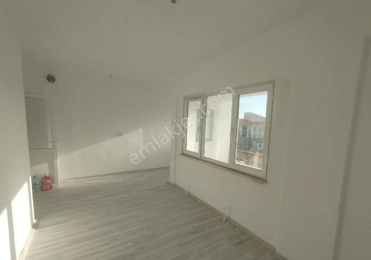 Bilge Emlak'tan Şarköy Mürefte De Masrafsız Çift Balkonlu Daire - Görsel 22