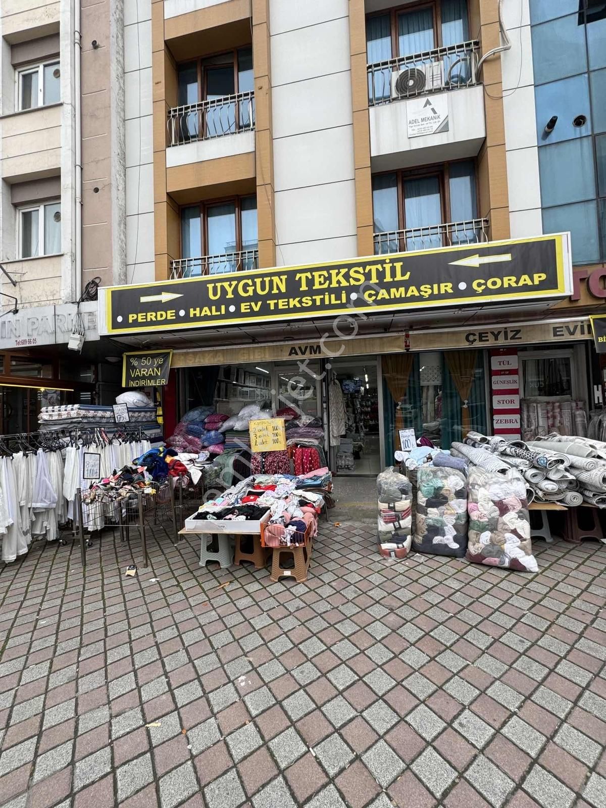 Esenyurt Mehterçeşmede Ptt Yani Satılık Dükkan