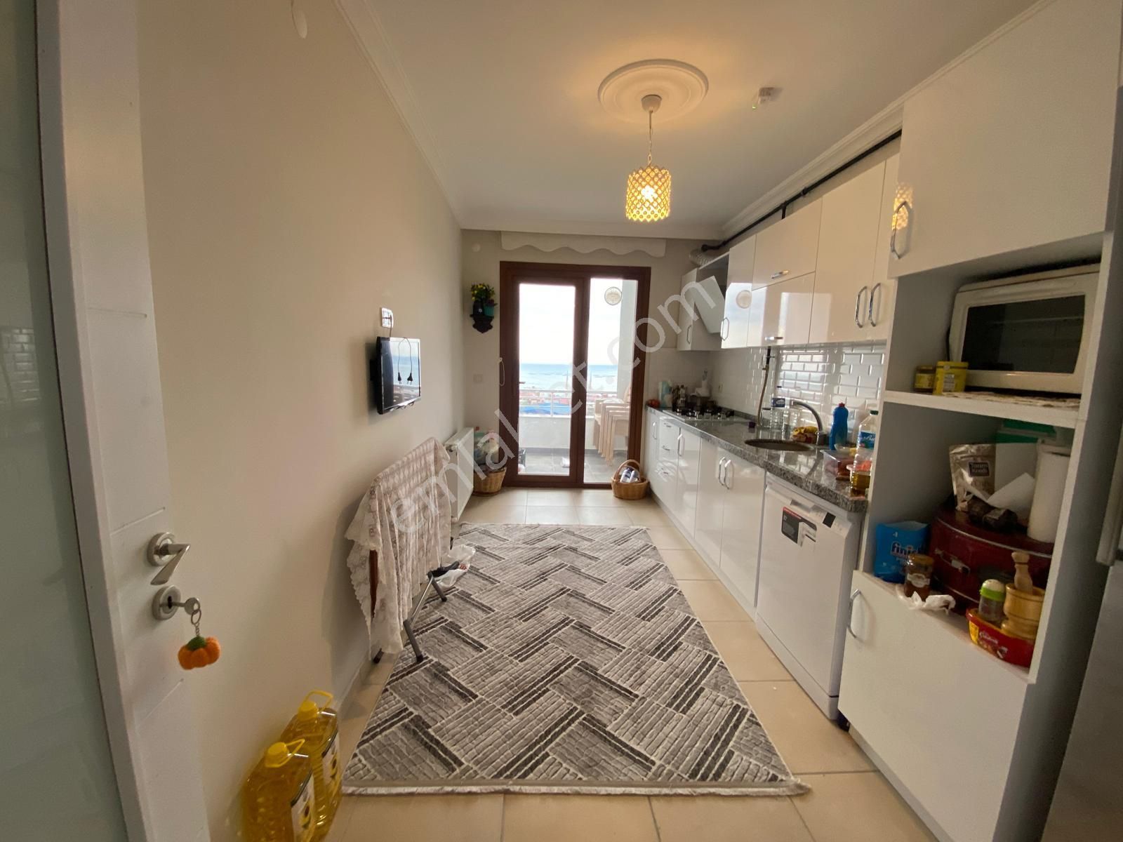 Trabzon Arsin'de Deniz Manzaralı Satılık 3+1 Daire - Görsel 4