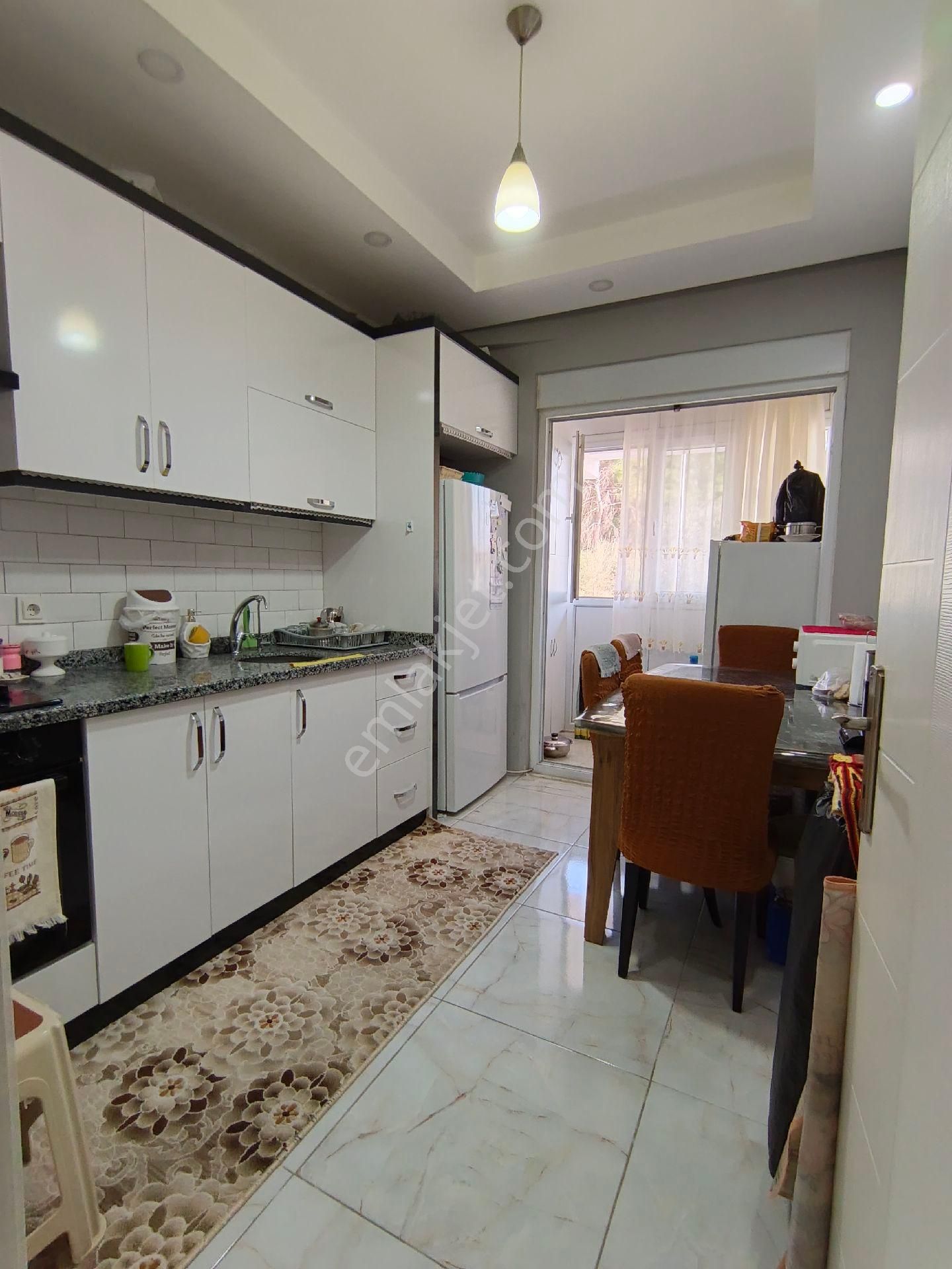 Sarılar Okullara Yakın 2+1 1 Kat Satılık Daire - Görsel 4