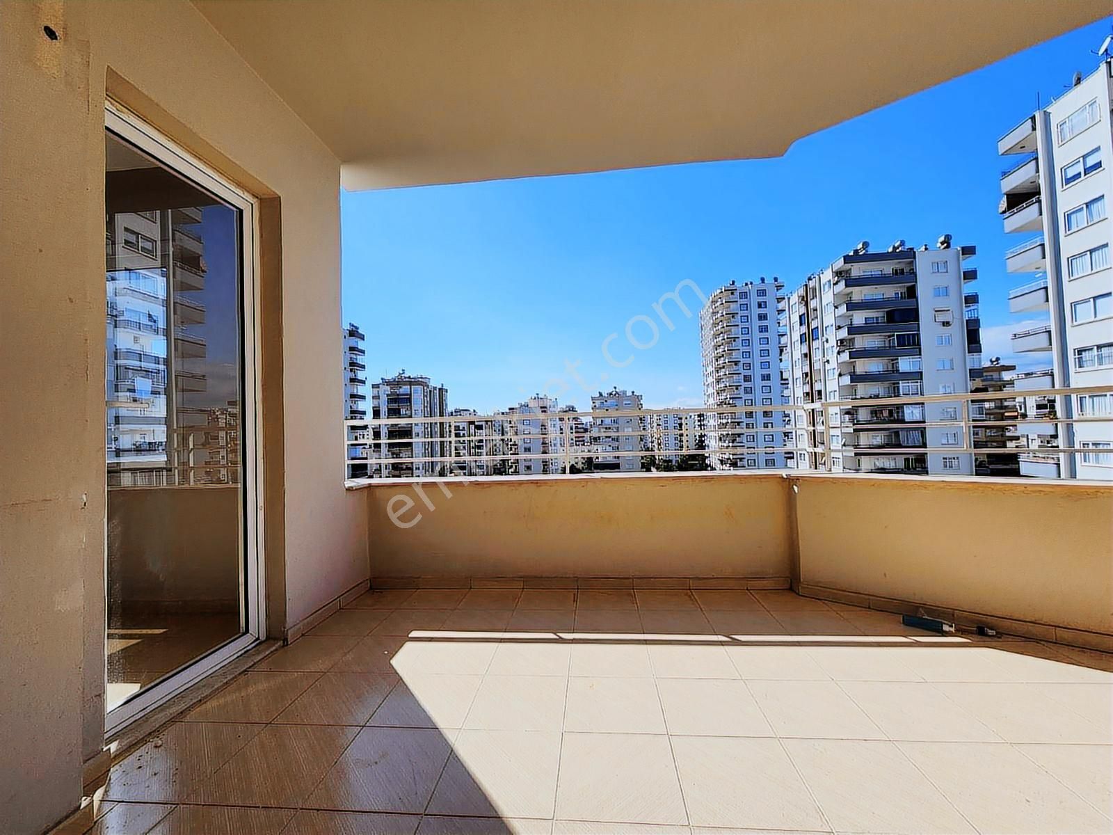 Hcl'den Geniş 3+1 Merkezi Konumda Mezitli Kiralık Daire - Görsel 4