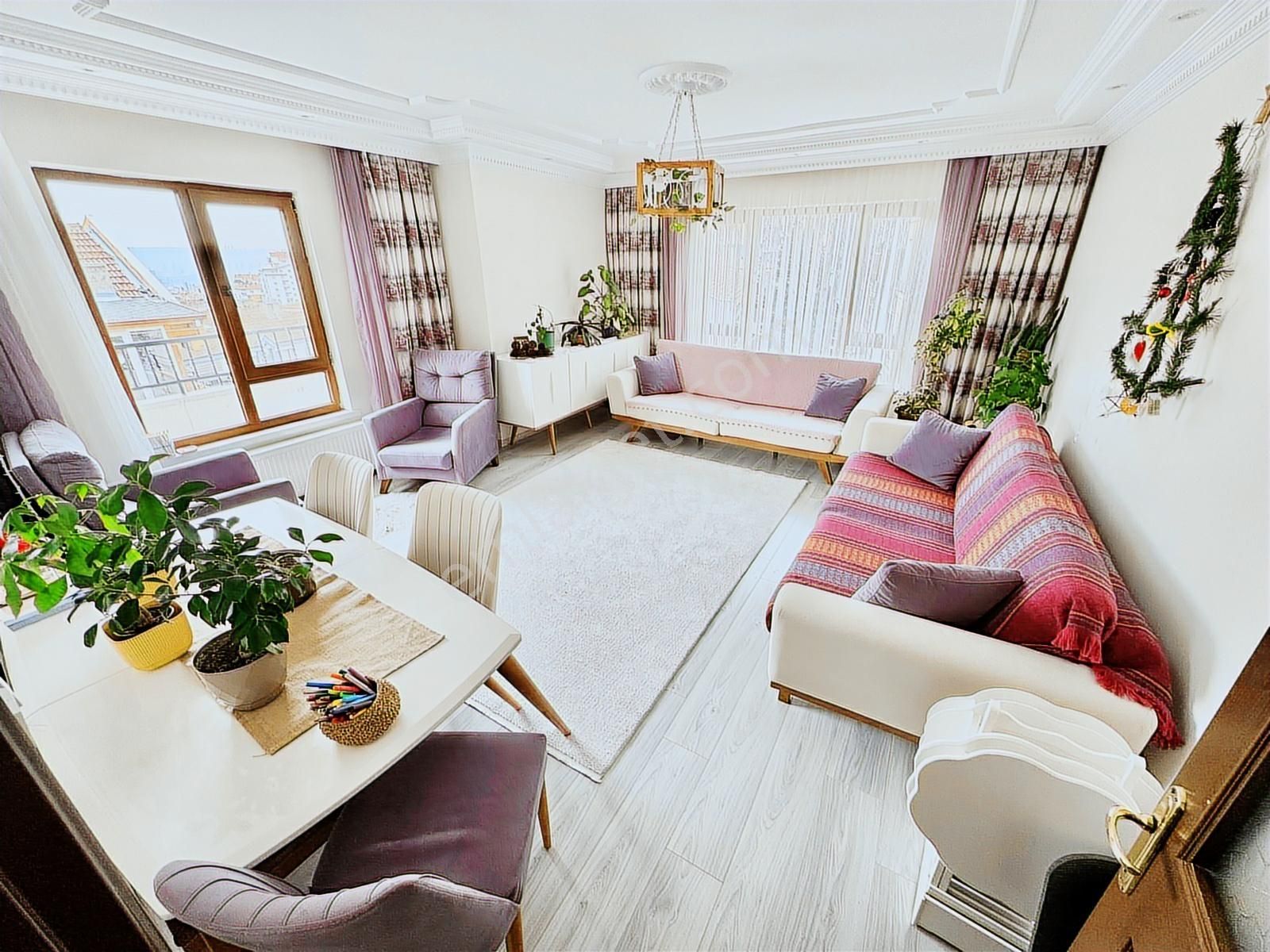 Yayla Dolmuş Son Durak Yakını 3.kat Kull Yapılı 125m² Manzaralı