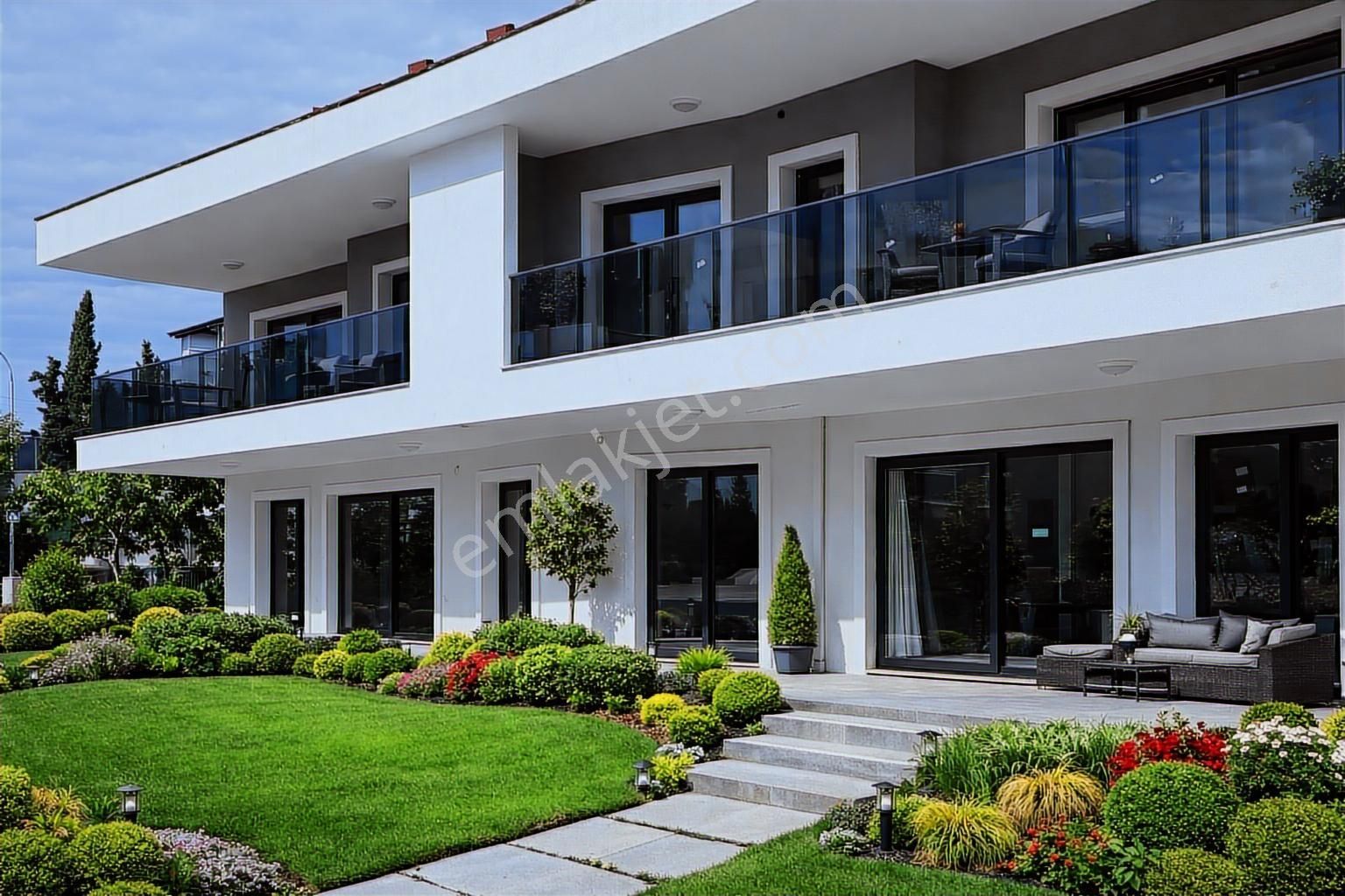 Marmaris Datça Yolu Üzerin'de Kiralık Ofis / İş Yeri - Görsel 3