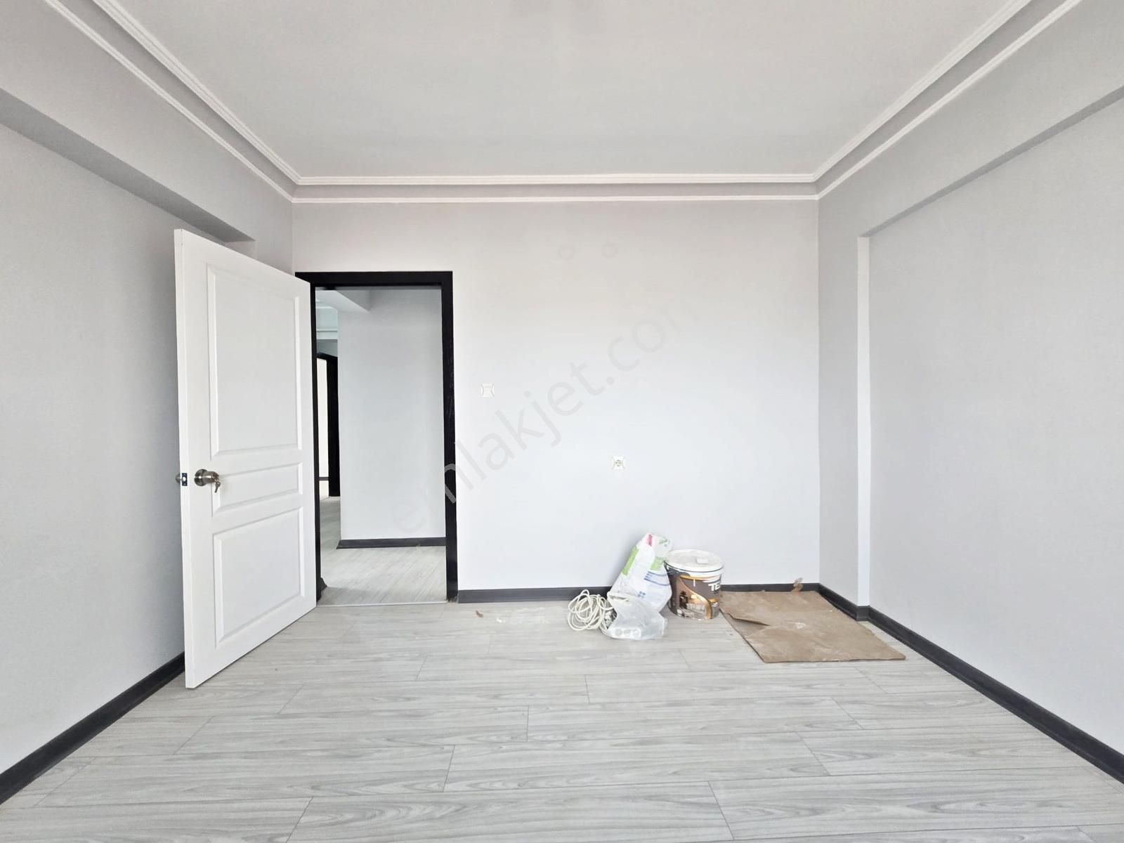 İstasyon Mh'de Katta Krediye Uygun 3+1 Asansörlü Ön Cephe Daire - Görsel 5