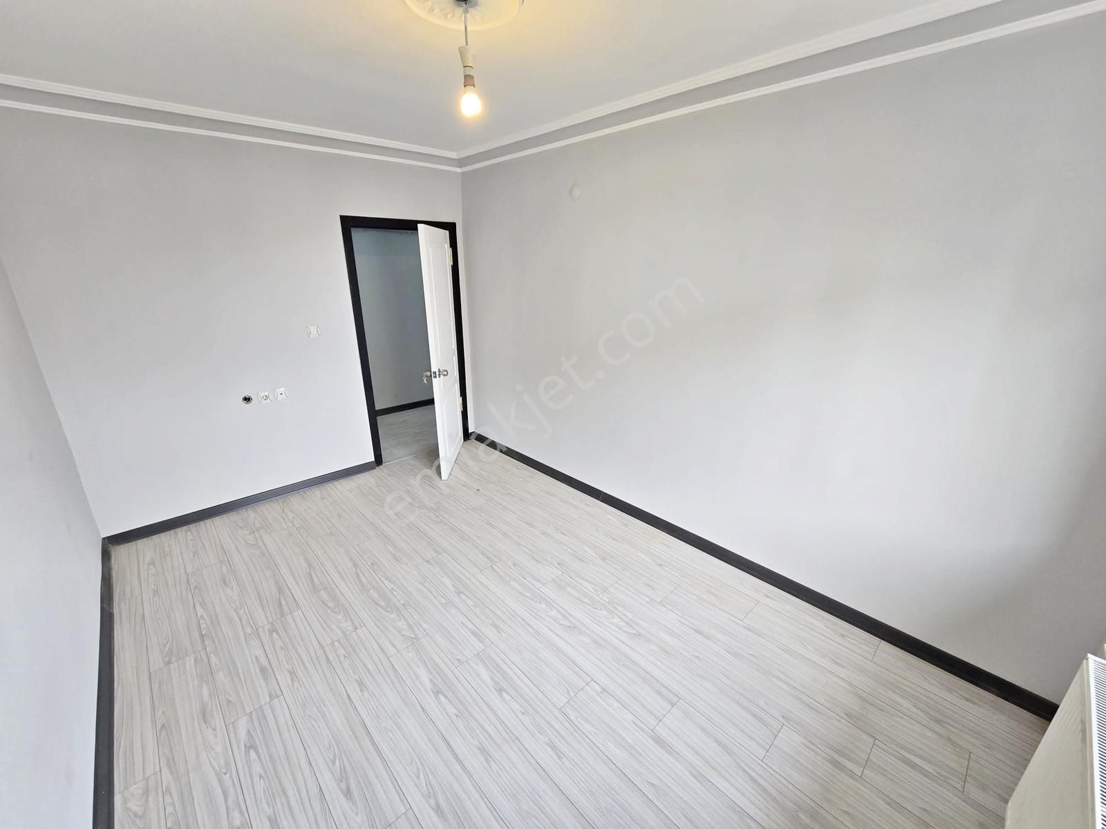 İstasyon Mh'de Katta Krediye Uygun 3+1 Asansörlü Ön Cephe Daire - Görsel 32