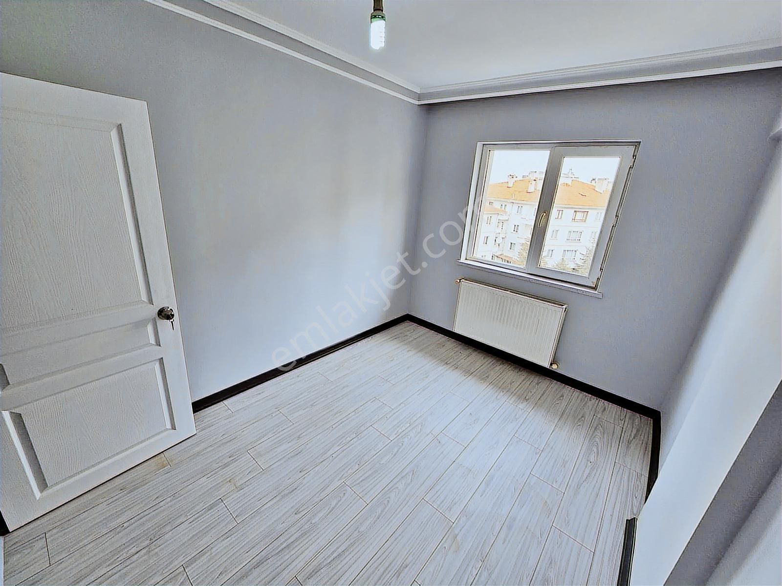 İstasyon Mh'de Katta Krediye Uygun 3+1 Asansörlü Ön Cephe Daire - Görsel 8