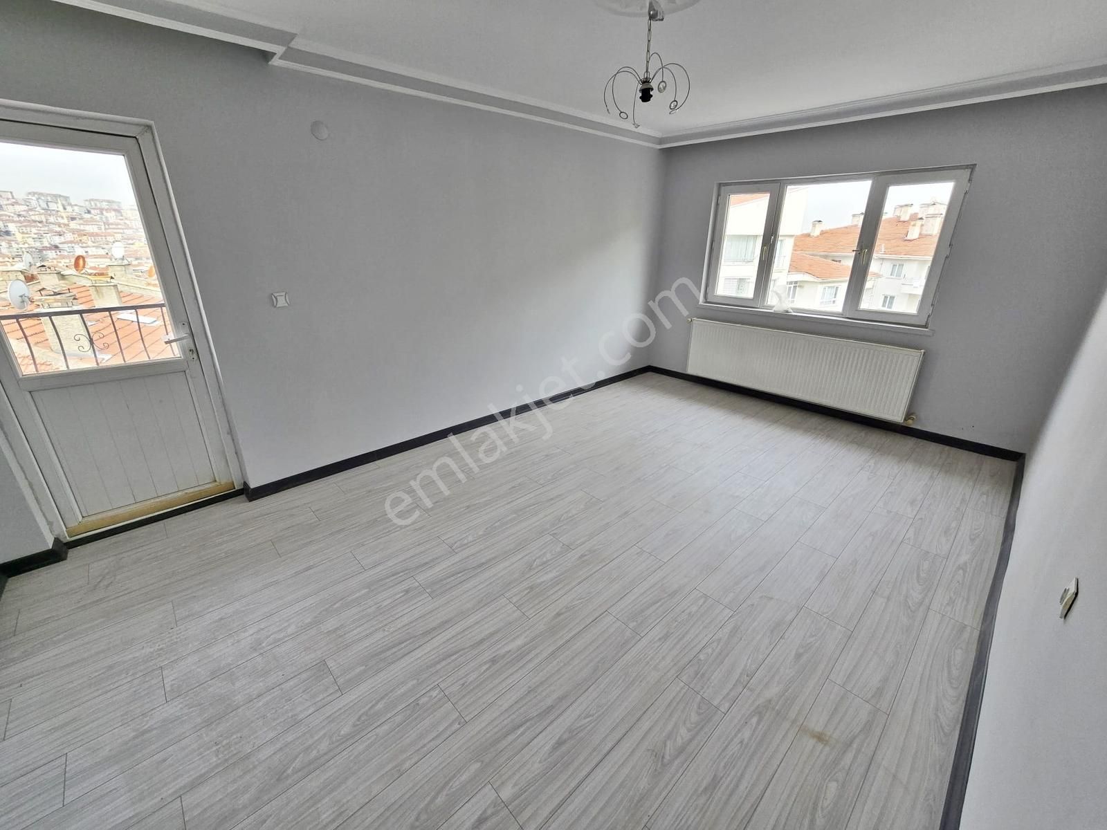 İstasyon Mh'de Katta Krediye Uygun 3+1 Asansörlü Ön Cephe Daire - Görsel 15