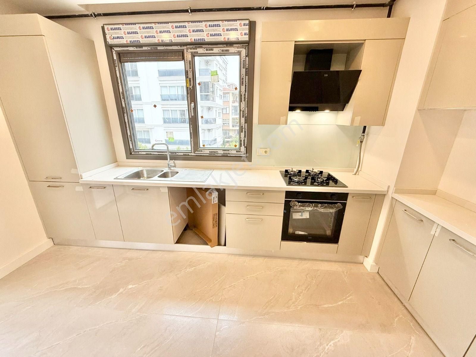 Caddebostan Caribou Cofee'nun Sokağında 2+1 Lüks Sıfır Bina - Görsel 17