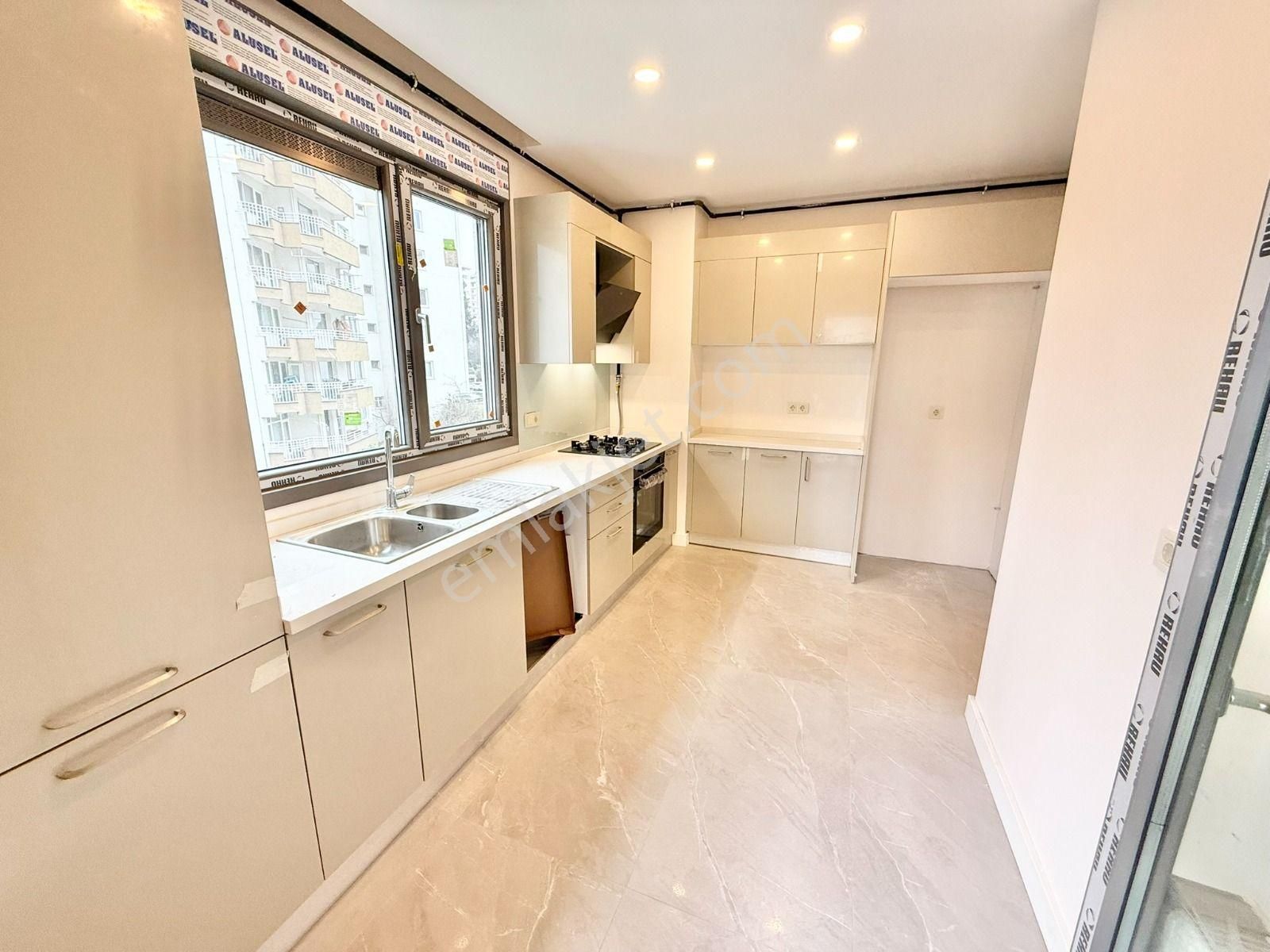 Caddebostan Caribou Cofee'nun Sokağında 2+1 Lüks Sıfır Bina - Görsel 18