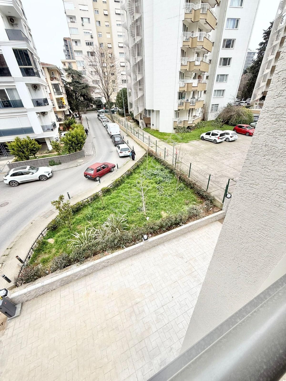 Caddebostan Caribou Cofee'nun Sokağında 2+1 Lüks Sıfır Bina - Görsel 26