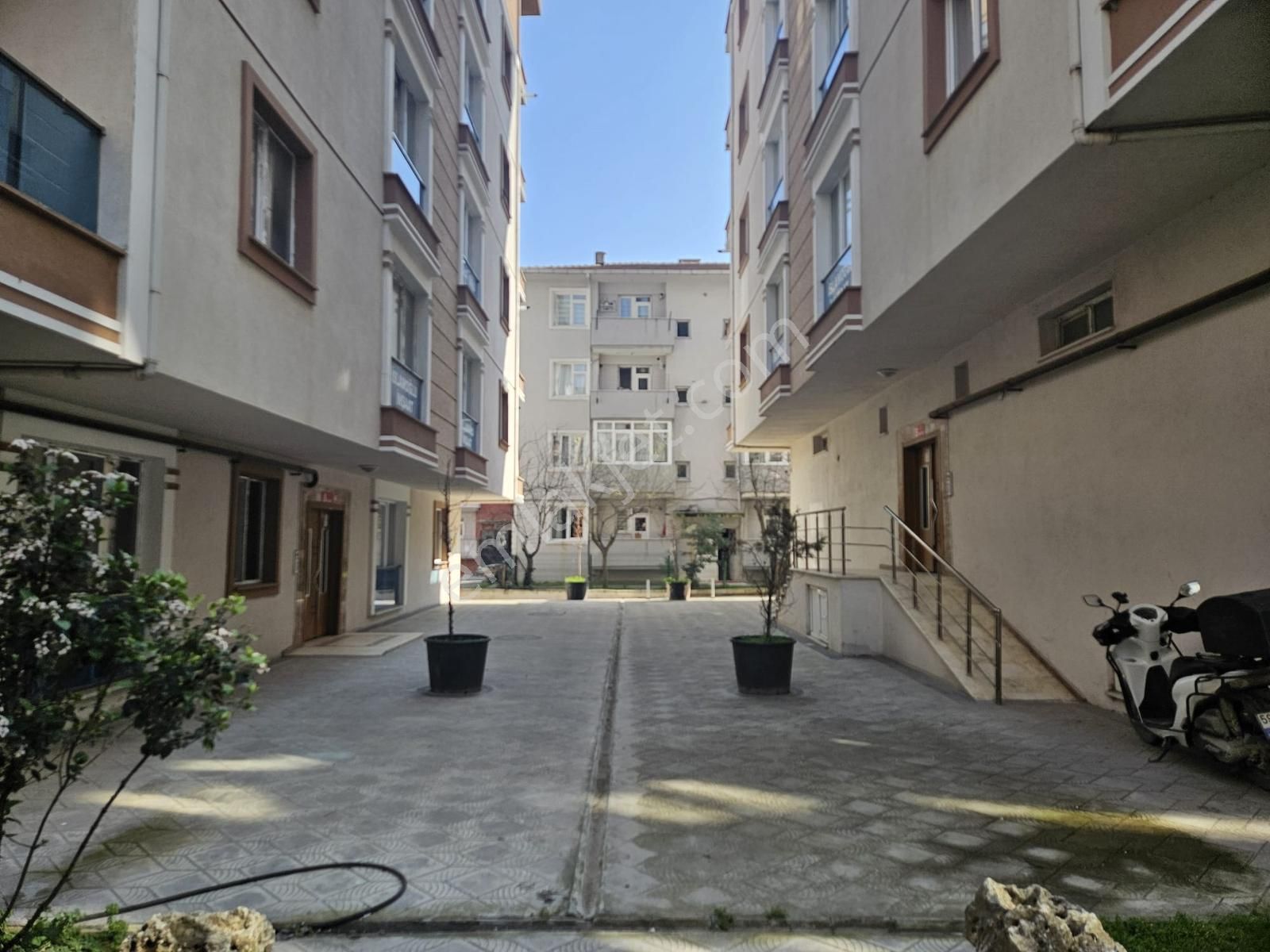 İstasyon Mah. Ebeveyn Banyolu K.otoparklı 2+1 Daire - Görsel 10
