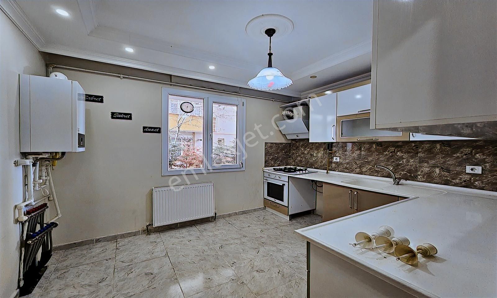 İstasyon Mah. Ebeveyn Banyolu K.otoparklı 2+1 Daire - Görsel 13
