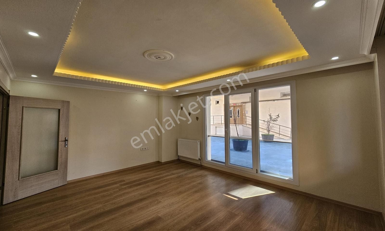 İstasyon Mah. Ebeveyn Banyolu K.otoparklı 2+1 Daire - Görsel 4