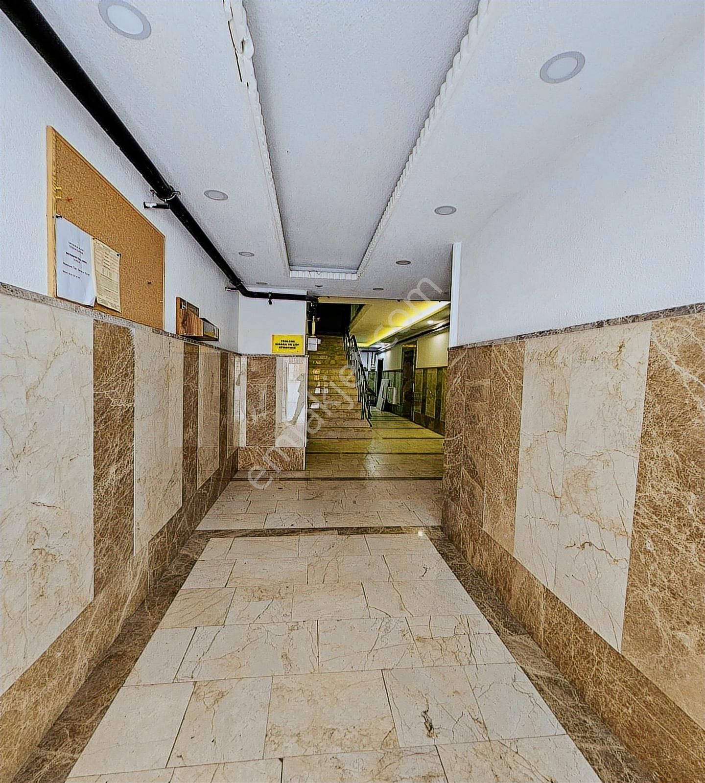 İstasyon Mah. Ebeveyn Banyolu K.otoparklı 2+1 Daire - Görsel 9