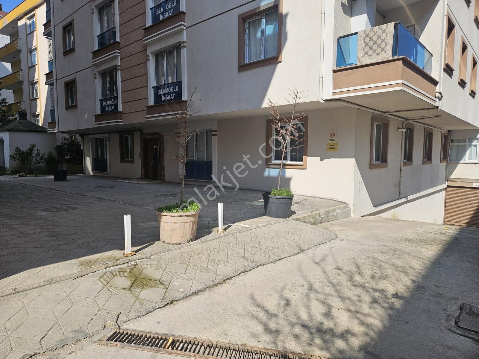 İstasyon Mah. Ebeveyn Banyolu K.otoparklı 2+1 Daire - Görsel 18