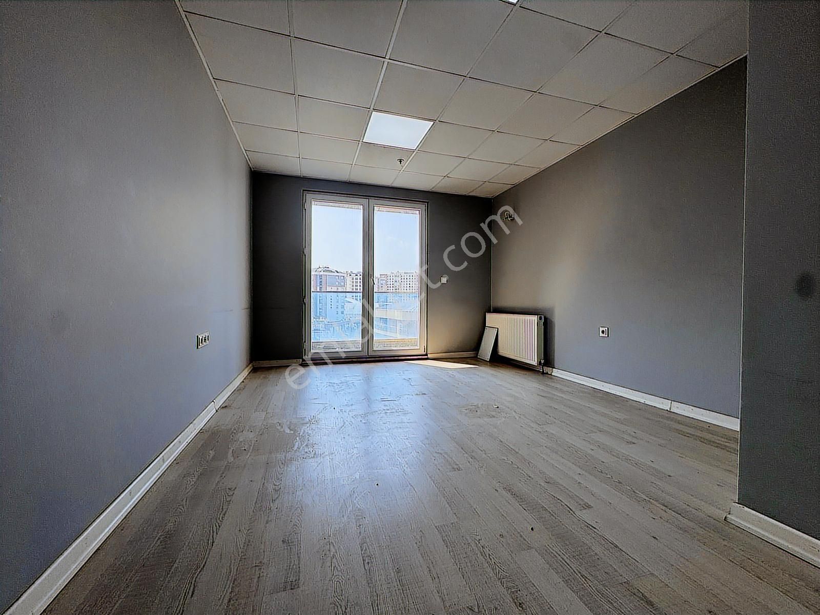 Beylikdüzü Yakuplu Da Kiralık 1+1 Ön Cadde Cepheli Ofis - Görsel 29