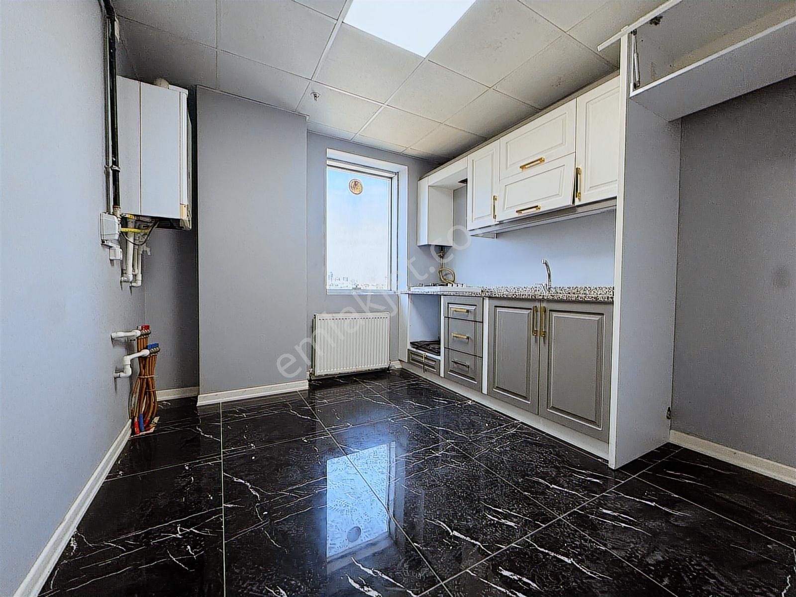 Beylikdüzü Yakuplu Da Kiralık 1+1 Ön Cadde Cepheli Ofis - Görsel 21