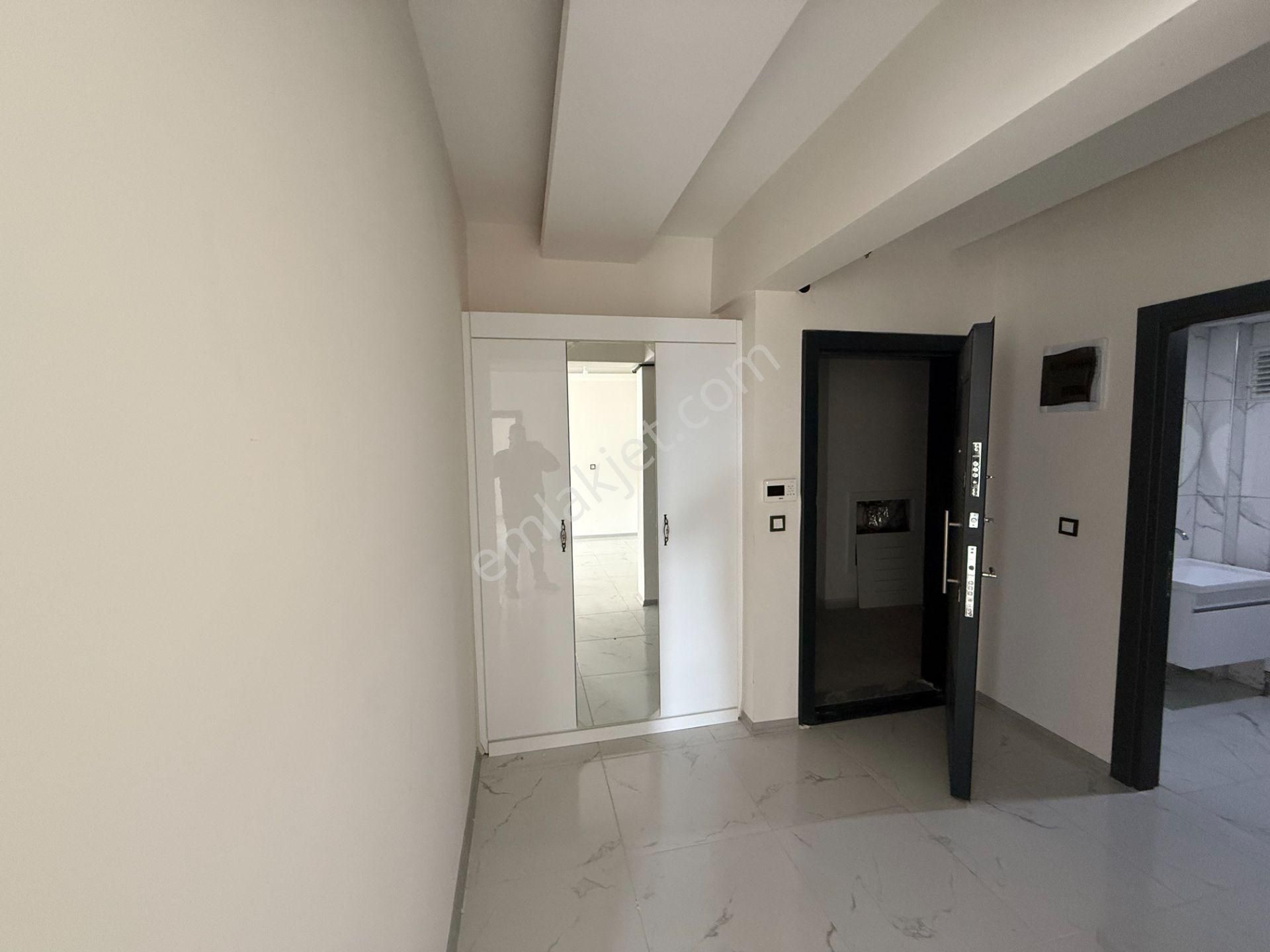 Global Emlak Erkilet Çocuk Hastanesi Yakını Kiralık 2+1 Daire - Görsel 2