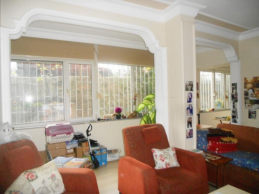 Bakırköy Kartaltepe De 2+1 Bahçe Katı 80m2 Bahçe Çıkışlı - Görsel 4