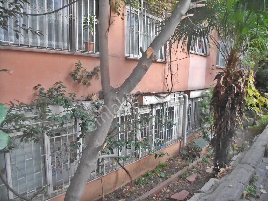 Bakırköy Kartaltepe De 2+1 Bahçe Katı 80m2 Bahçe Çıkışlı - Görsel 5
