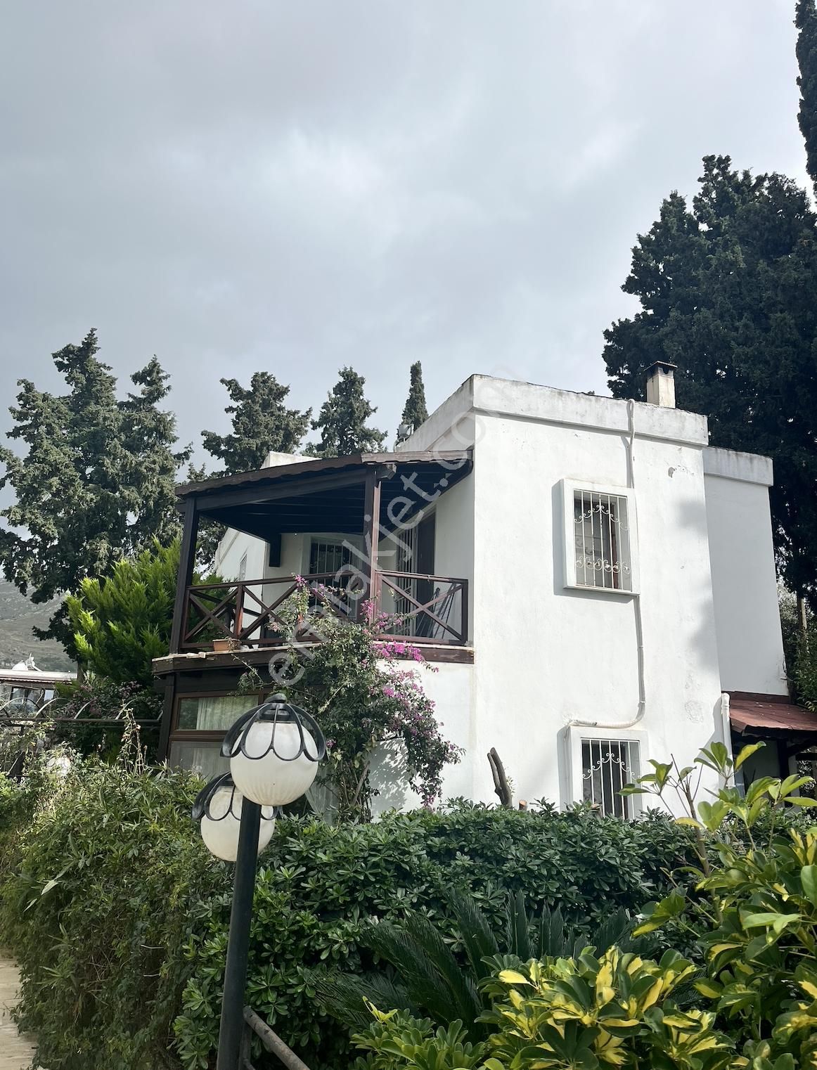 Gümüşlük Köy Merkezinde Geniş Bahçeli Müstakil Villa - Görsel 3