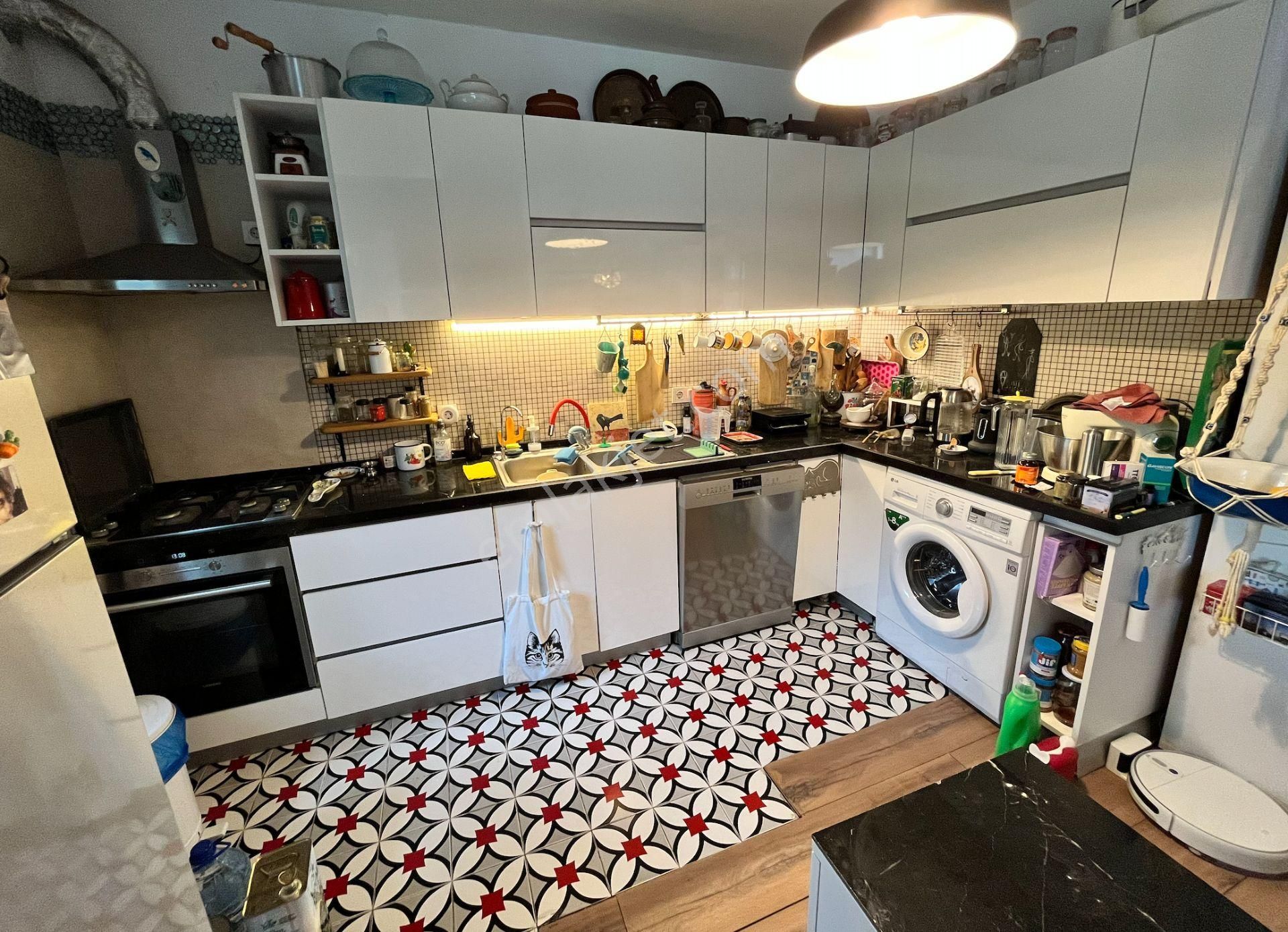 Gümüşlük Köy Merkezinde Geniş Bahçeli Müstakil Villa - Görsel 8