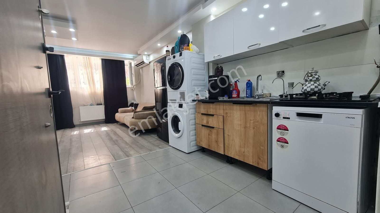 Sakızağacında Marmaraya Yakın 80m2 2+1 Müstakil Bahçe Çıkışlı - Görsel 7