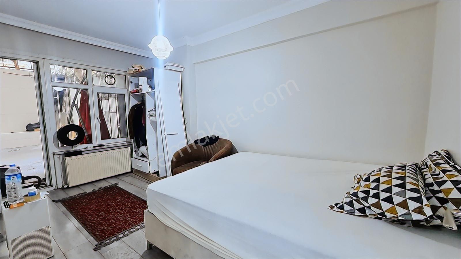 Sakızağacında Marmaraya Yakın 80m2 2+1 Müstakil Bahçe Çıkışlı - Görsel 10