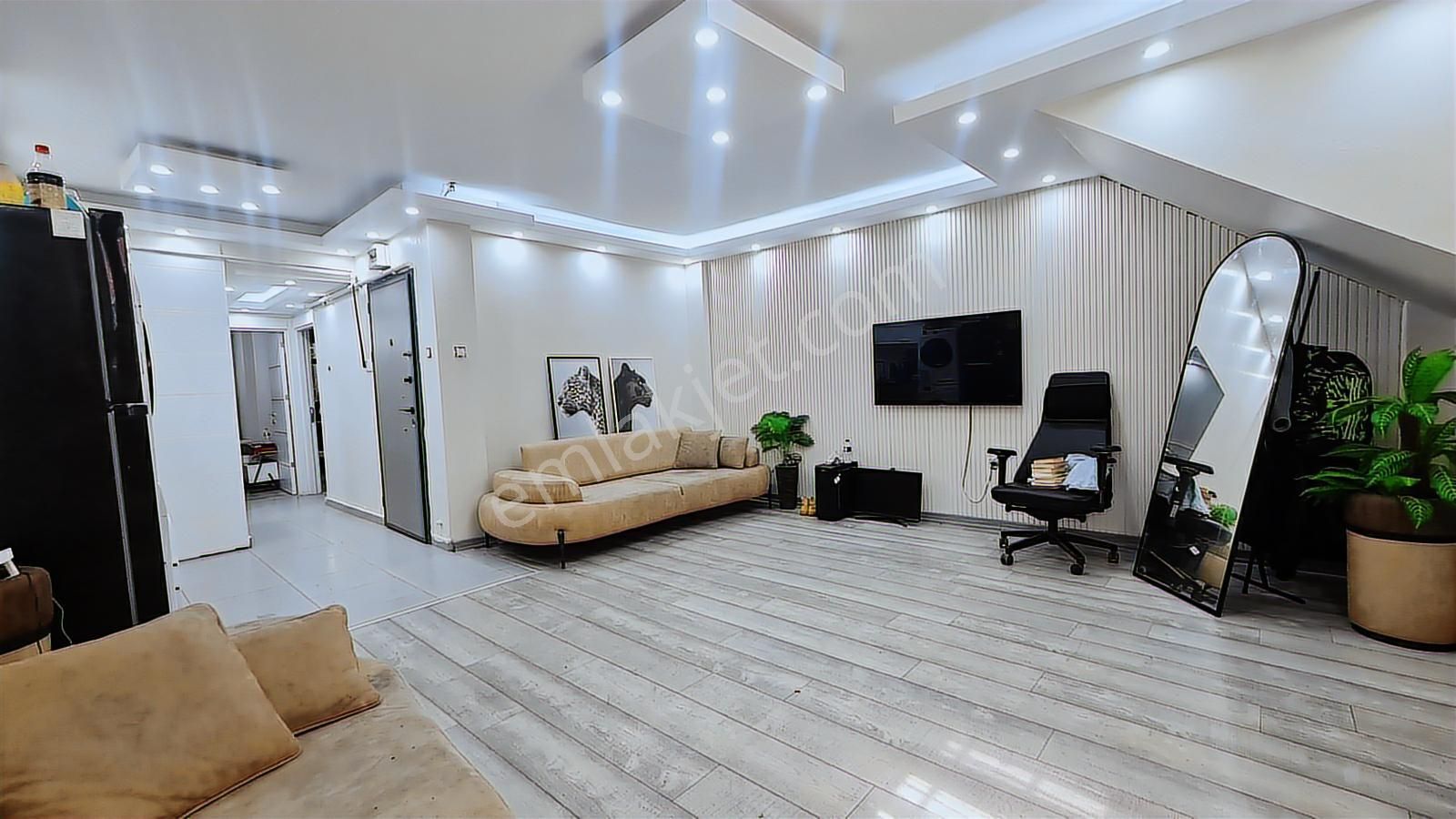 Sakızağacında Marmaraya Yakın 80m2 2+1 Müstakil Bahçe Çıkışlı - Görsel 5