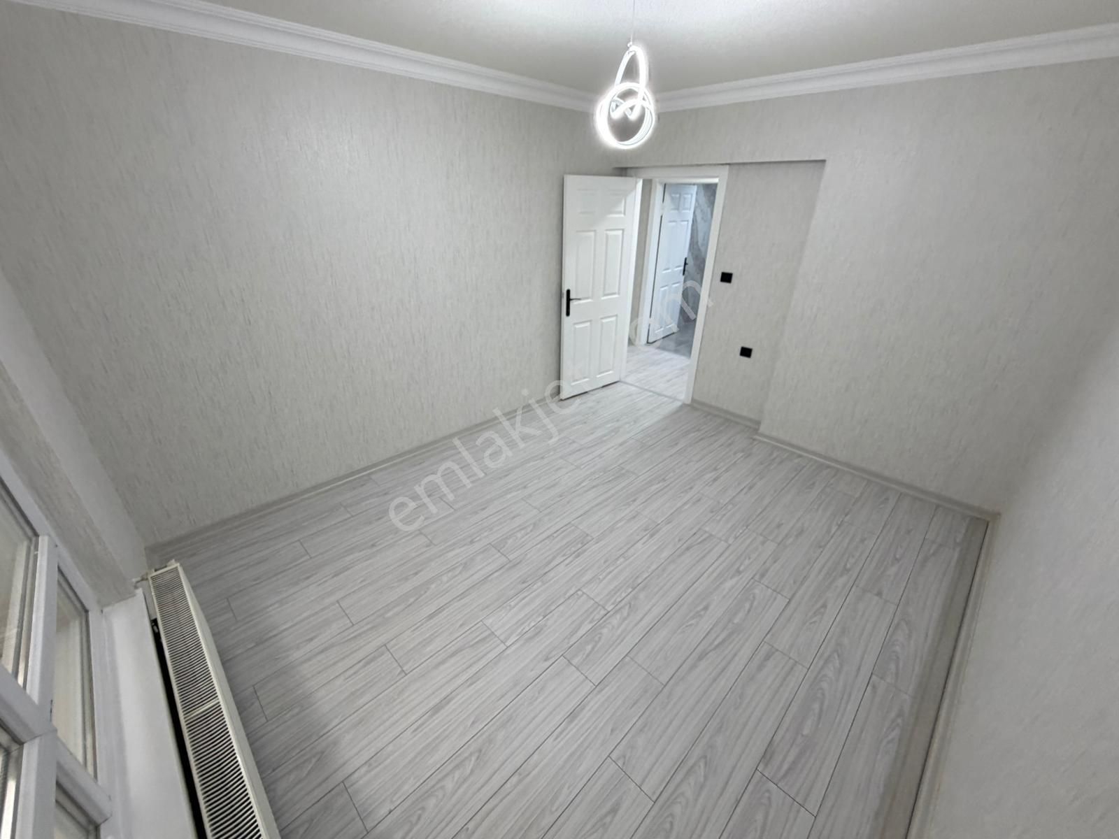 Keçiörende 3+1 1 Kat Konumlu Cadde Üzeri Full Yapılı Satılık - Görsel 28
