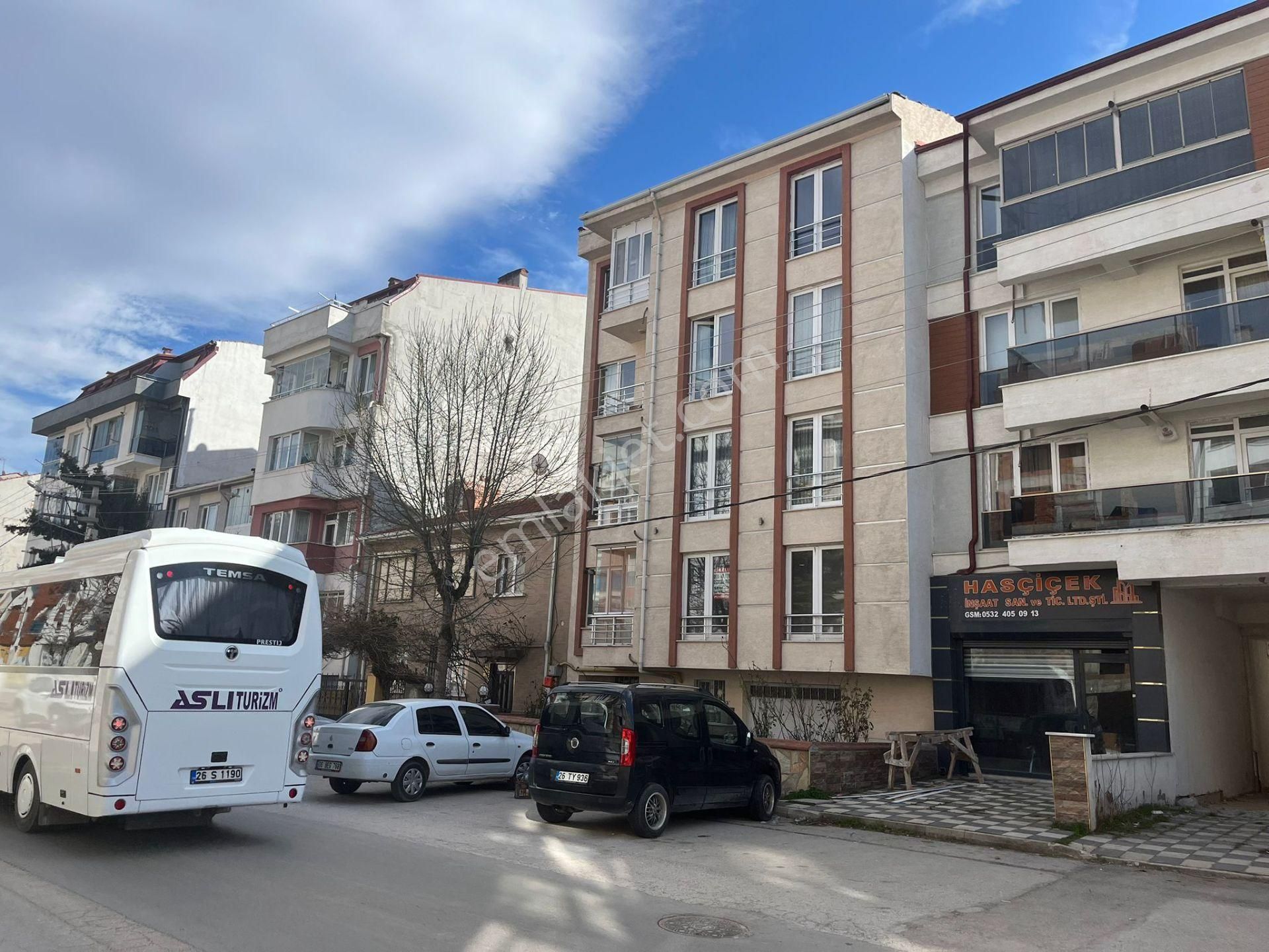 Century 21 Vizyondan Kumlubel'de 2+0 Eşyalı Kiralık Daire