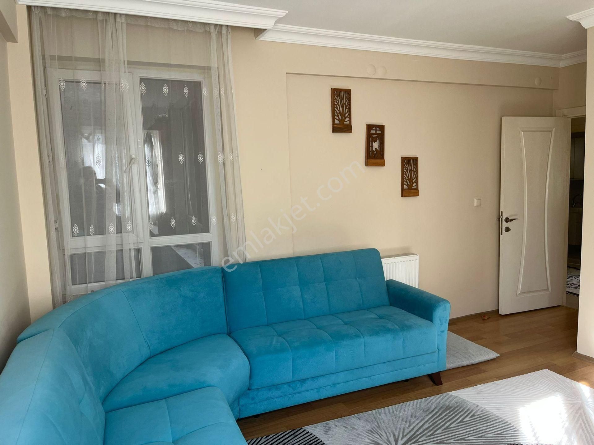 Century 21 Vizyondan Kumlubel'de 2+0 Eşyalı Kiralık Daire - Görsel 2