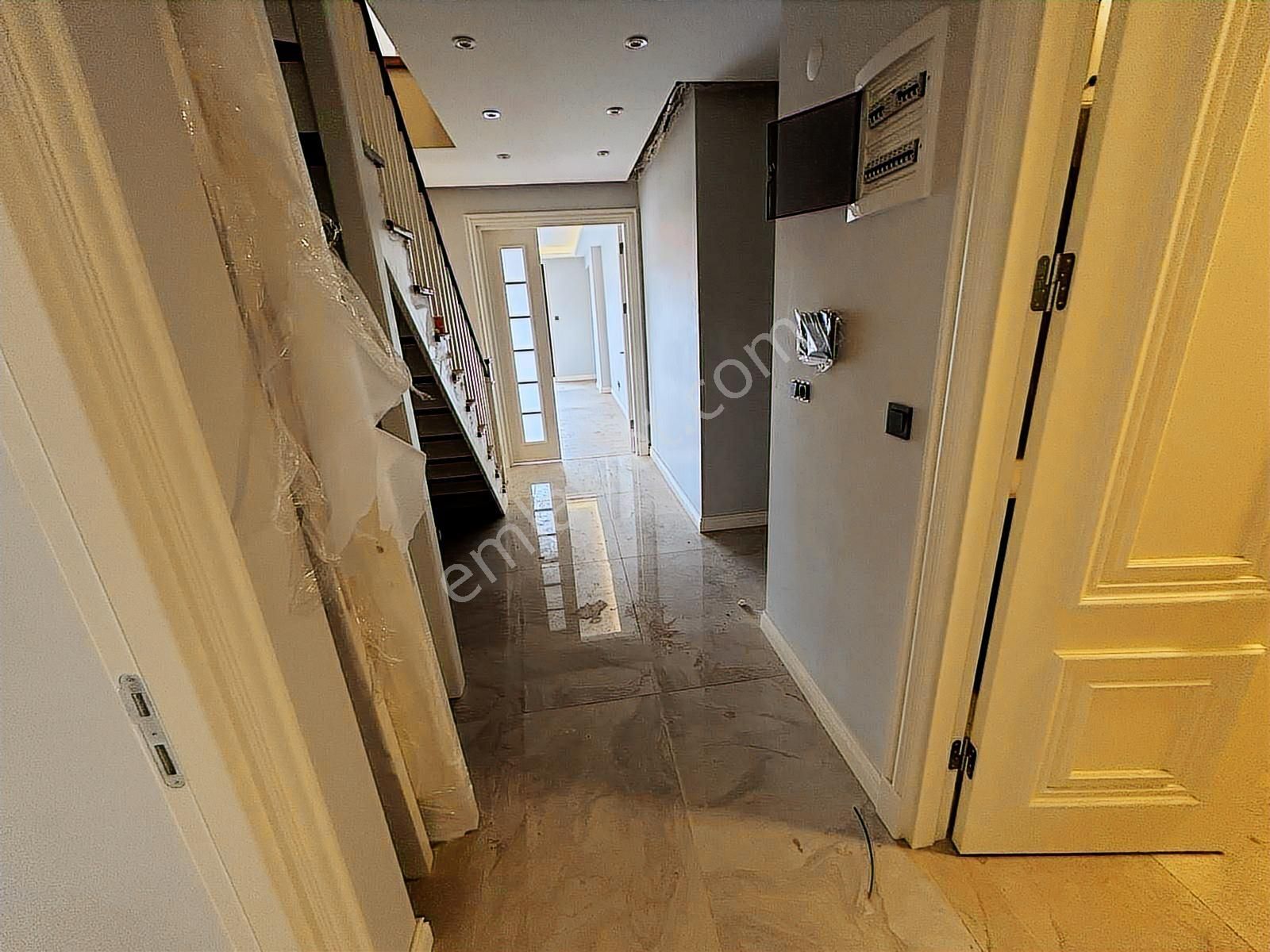 Altunizade'de Tapu Masrafsız 5+2 Net 250 M2 Lüks Dubleks - Görsel 26