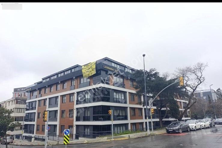 Altunizade'de Tapu Masrafsız 5+2 Net 250 M2 Lüks Dubleks - Görsel 10