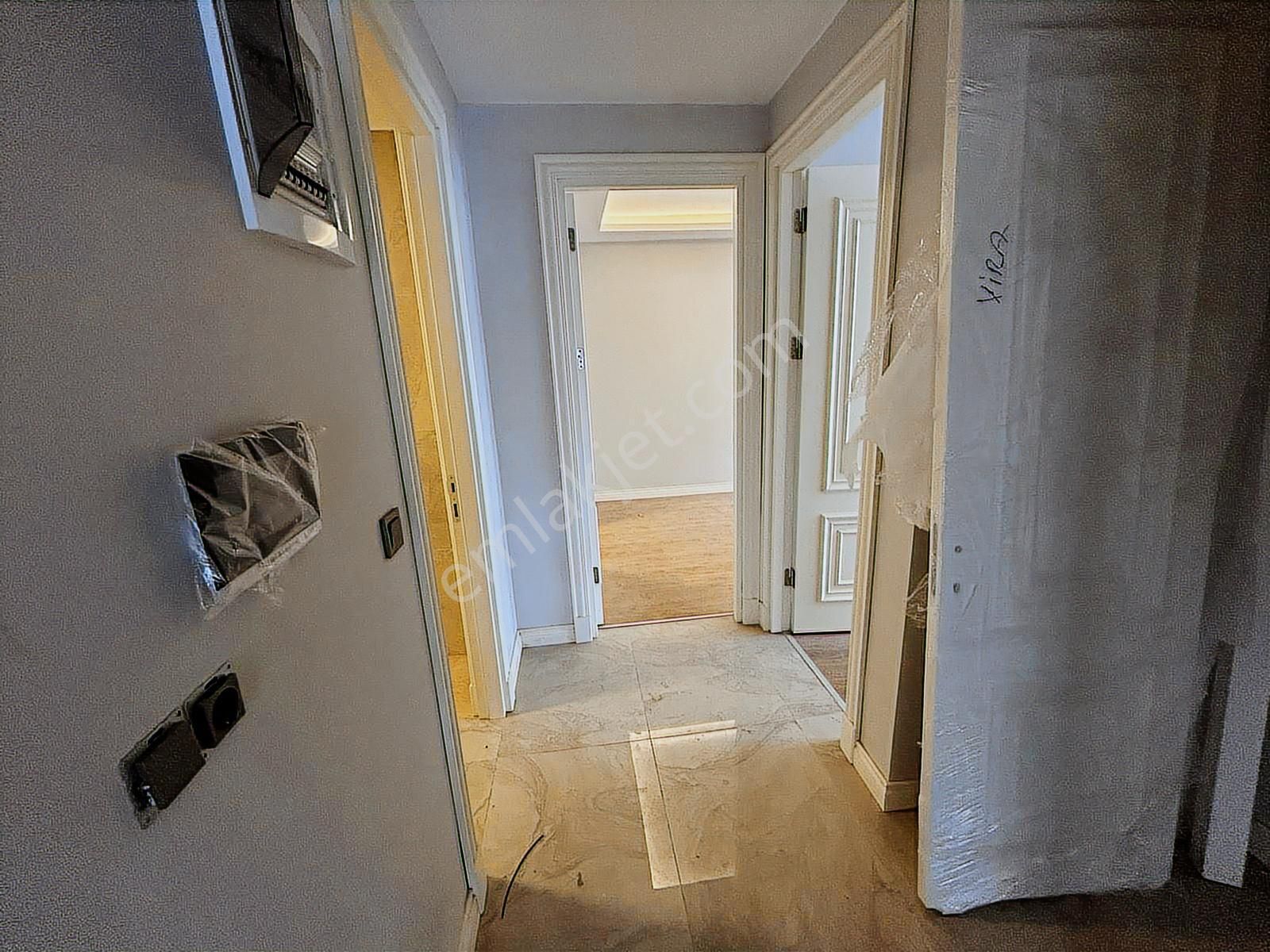 Altunizade'de Tapu Masrafsız 5+2 Net 250 M2 Lüks Dubleks - Görsel 17