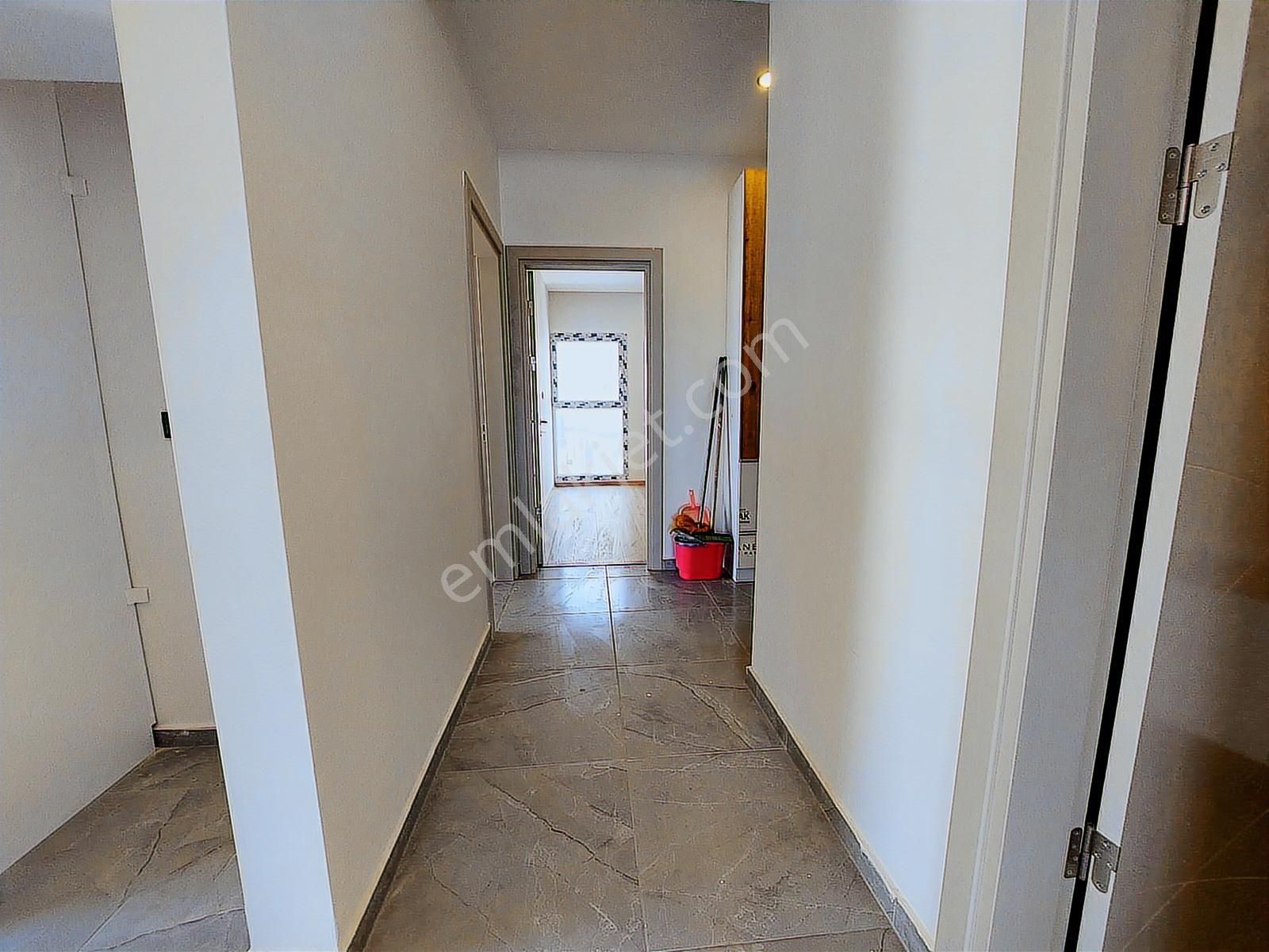 Doğalgazlı Ve Havuzlu 2+1 Daire - Görsel 13