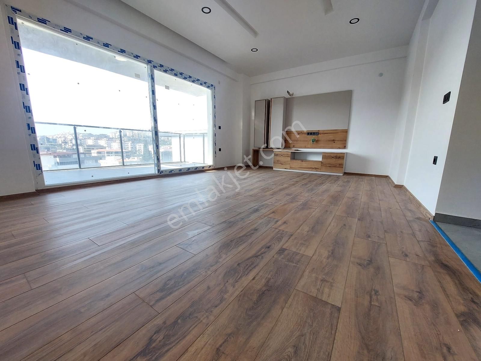 Doğalgazlı Ve Havuzlu 2+1 Daire - Görsel 15