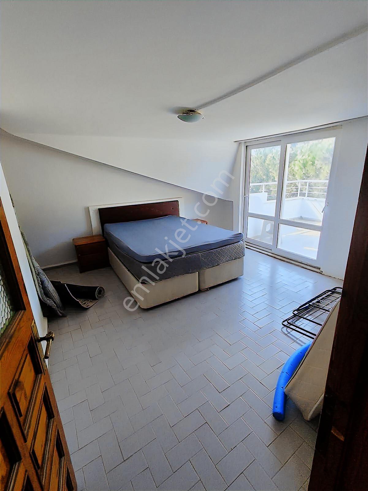 Silivri Basınkent 2 Sitesinde Kiralık 3+1 Eşyalı Dubleks - Görsel 13