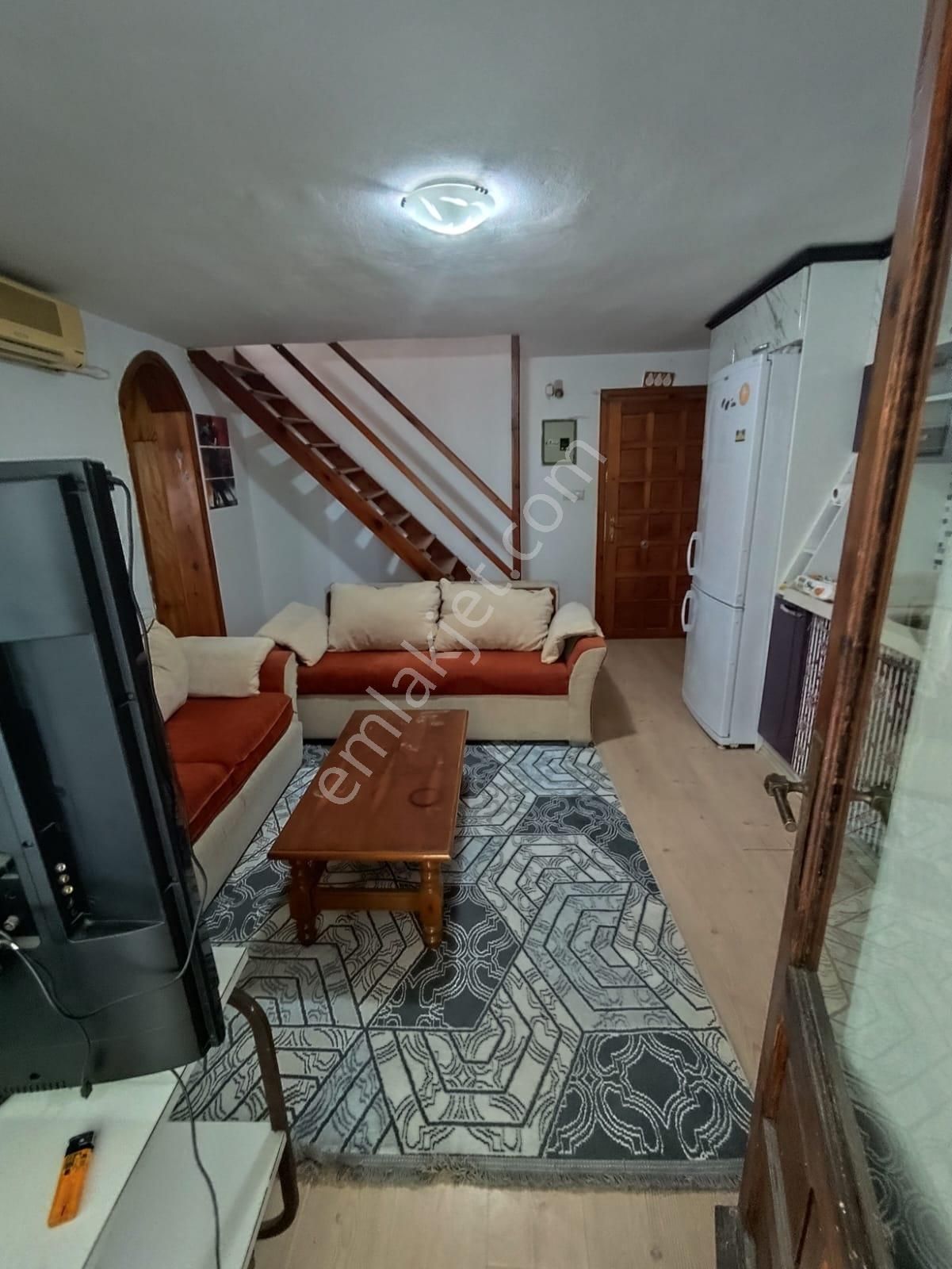 Silivri Basınkent 2 Sitesinde Kiralık 3+1 Eşyalı Dubleks Villa - Görsel 13