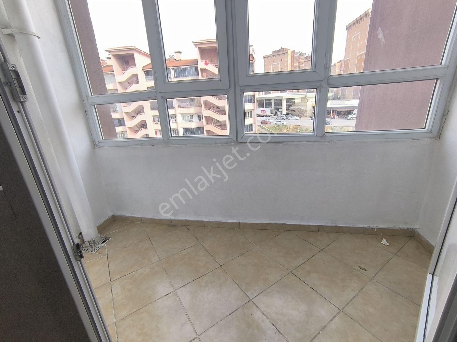 Seyrantepe Toki 3+1 Satılık Daire - Görsel 15