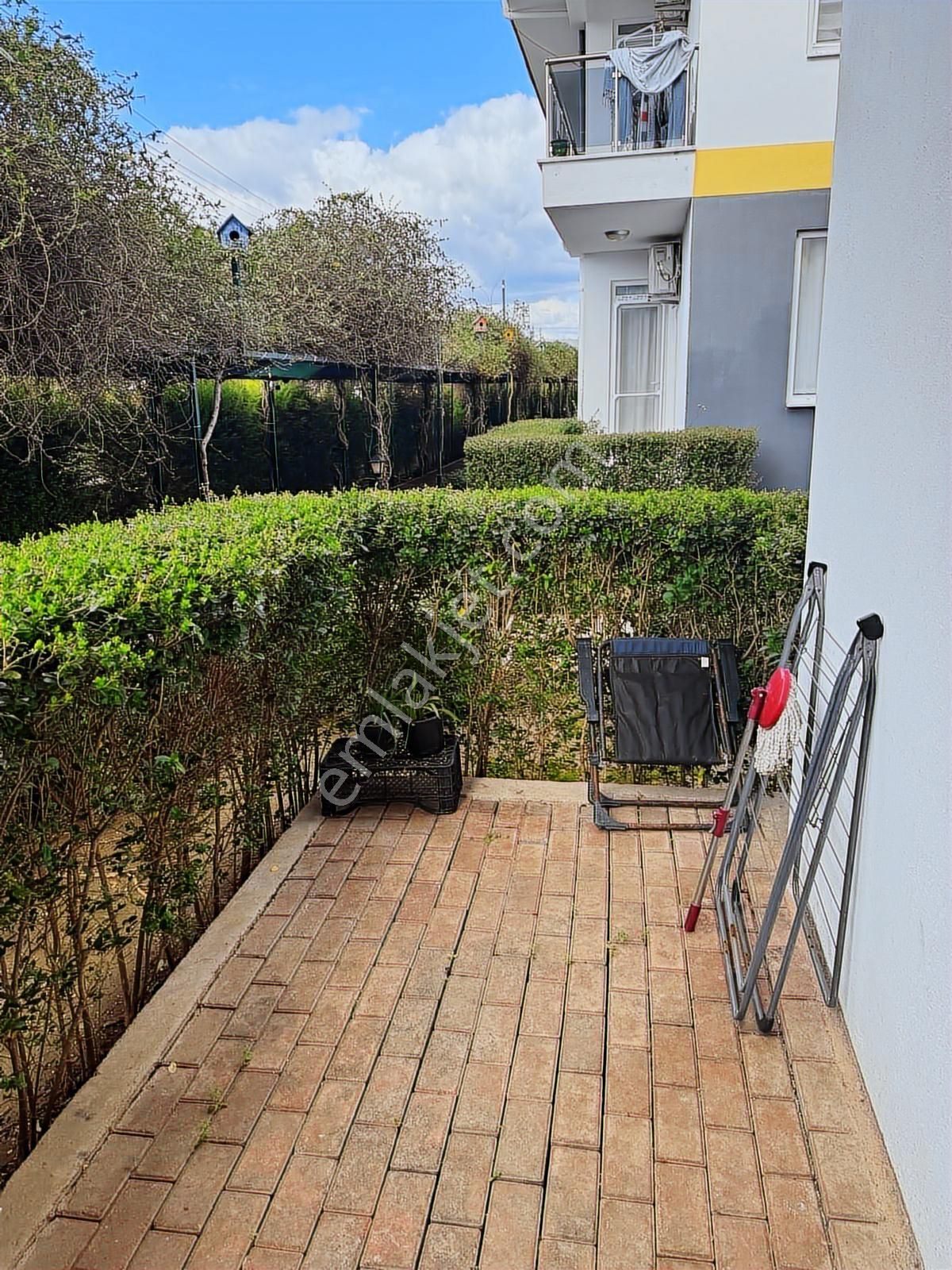 Piramit Dalaman Sitesi'nde Eşyalı 1+1 Satılık Daire - Görsel 2