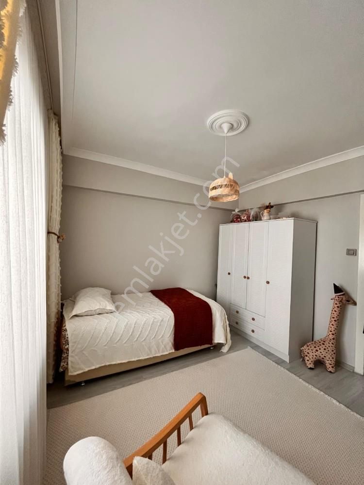 Sincan Osmanlı Mah 3+1 Full +full Yapılı Katta Site İçinde Daire - Görsel 14