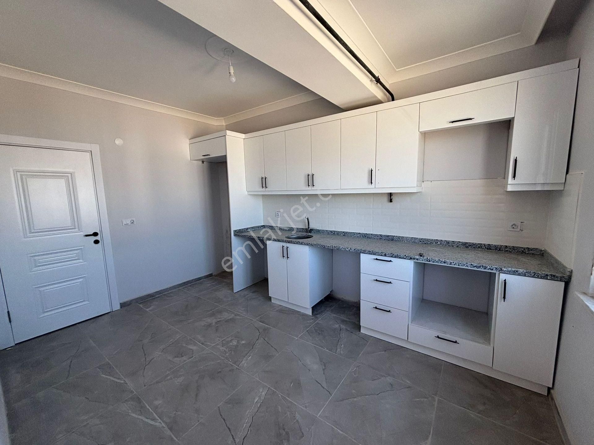 **eryıldız İnşa'tan**2.49 Faizle Sınırsız Kredi İmkanı**butik Site İçinde 115m2 Ultra Lüx 2+1 - Görsel 4