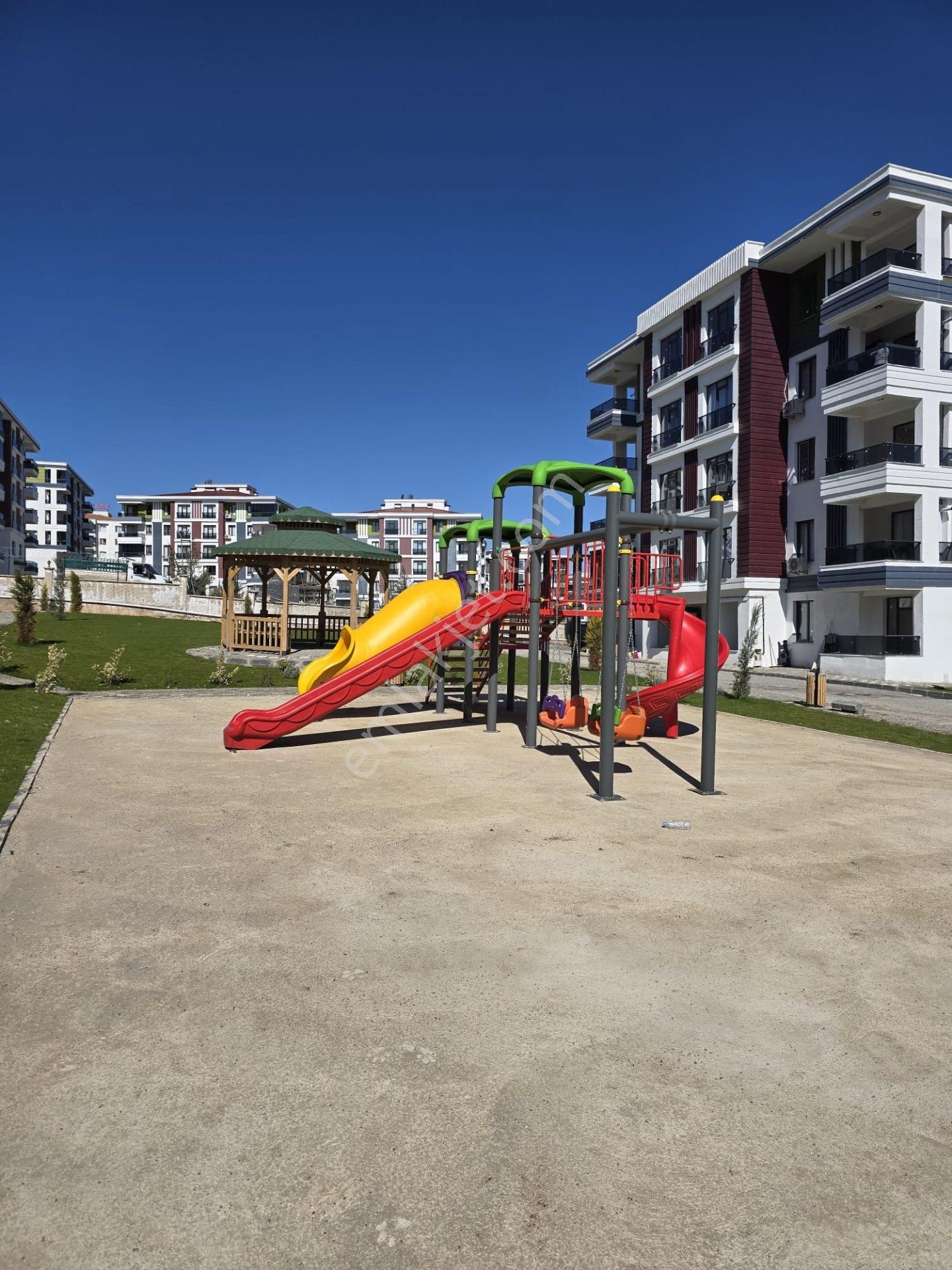 Yenişehir Dönümlü Mahallesinde 2+1 Lüks Daire - Görsel 21