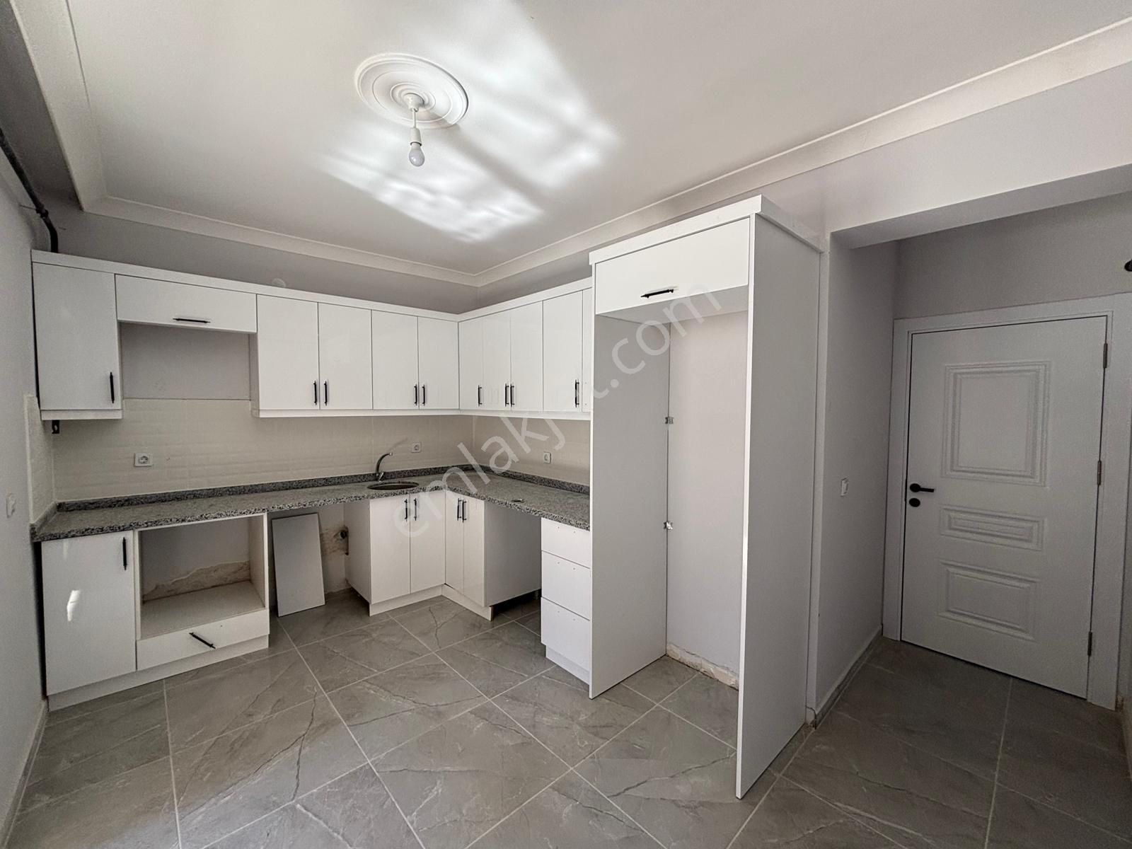 **eryıldız İnşa'tan**2.49 Faizle Sınırsız Kredi İmkanı**butik Site İçinde 125m2 Ultra Lüx 3+1 - Görsel 12