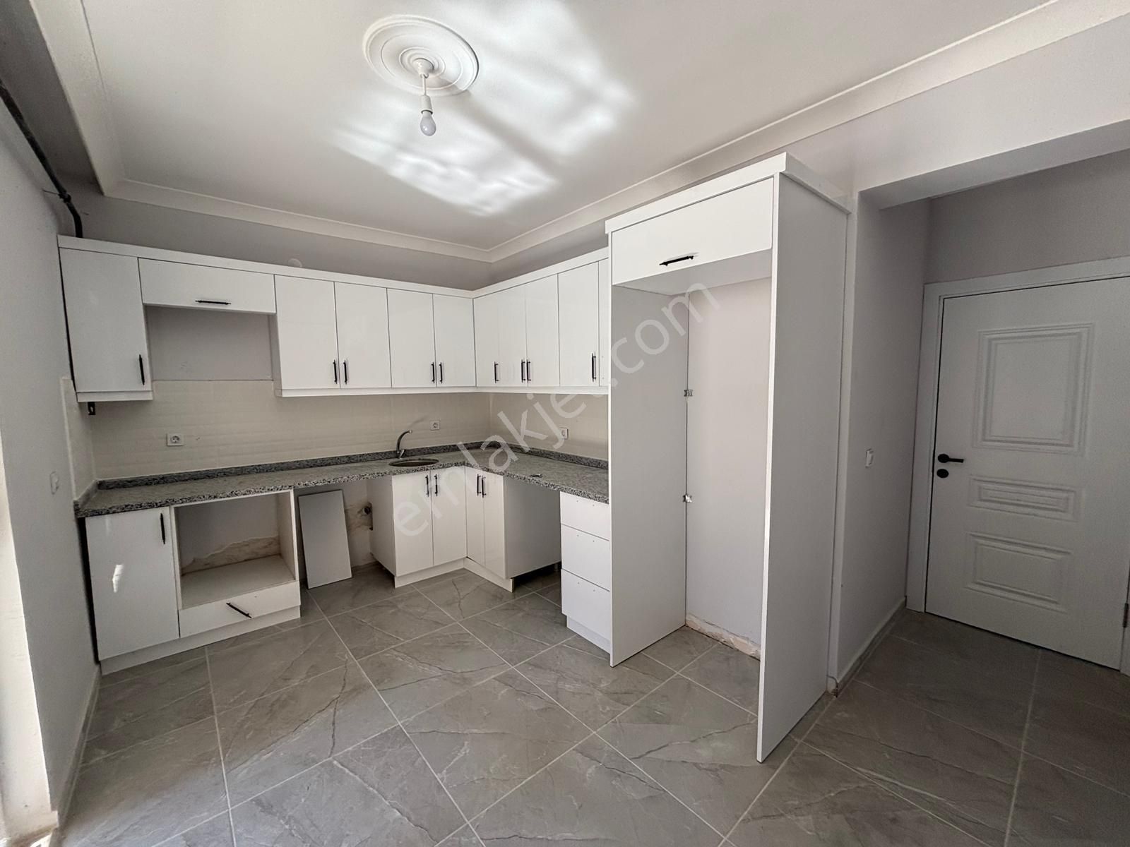 **eryıldız İnşa'tan**2.49 Faizle Sınırsız Kredi İmkanı**butik Site İçinde 125m2 Ultra Lüx 3+1 - Görsel 13