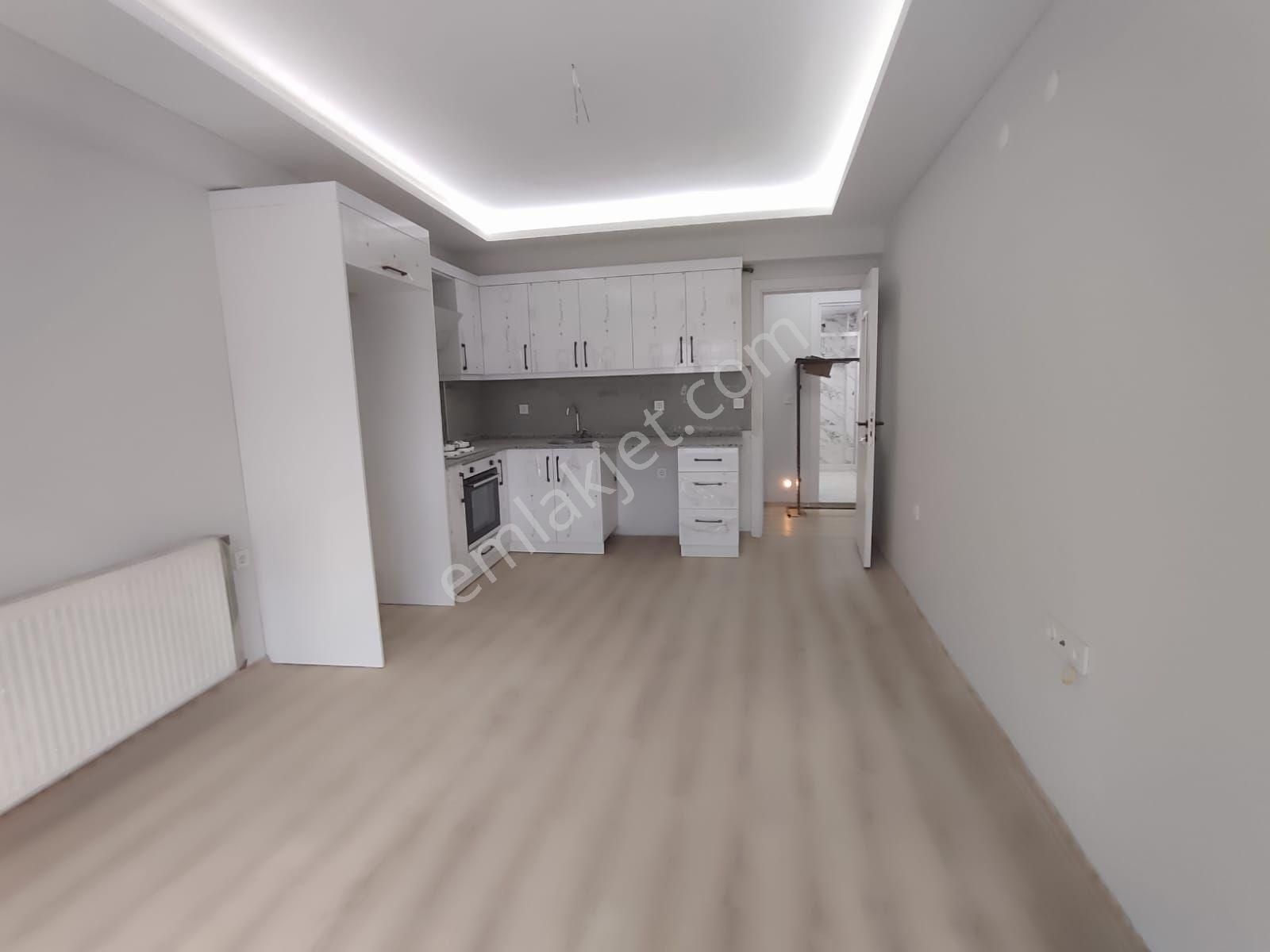 Başkut Emlak' Tan Örnekköy Mah.de 2+1 Kiralık Daire - Görsel 10